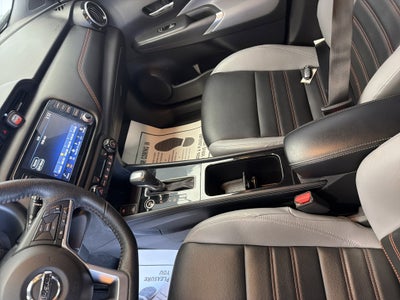 2021 Nissan Kicks SR