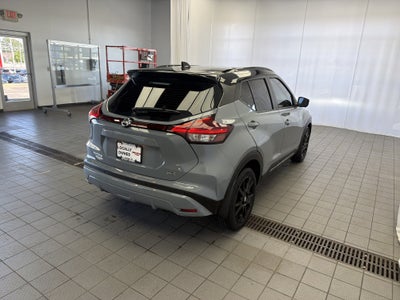 2021 Nissan Kicks SR