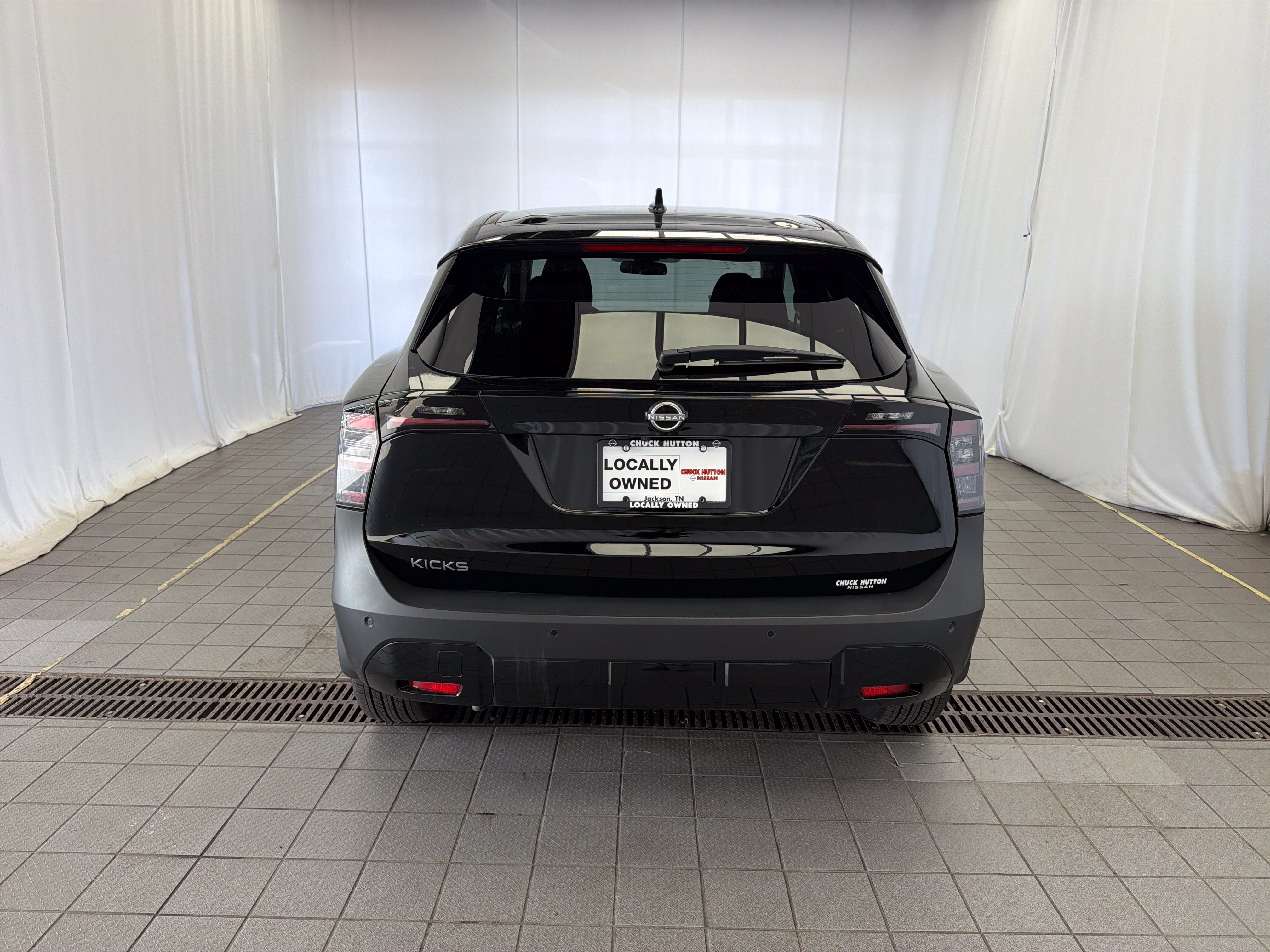 2025 Nissan Kicks SV