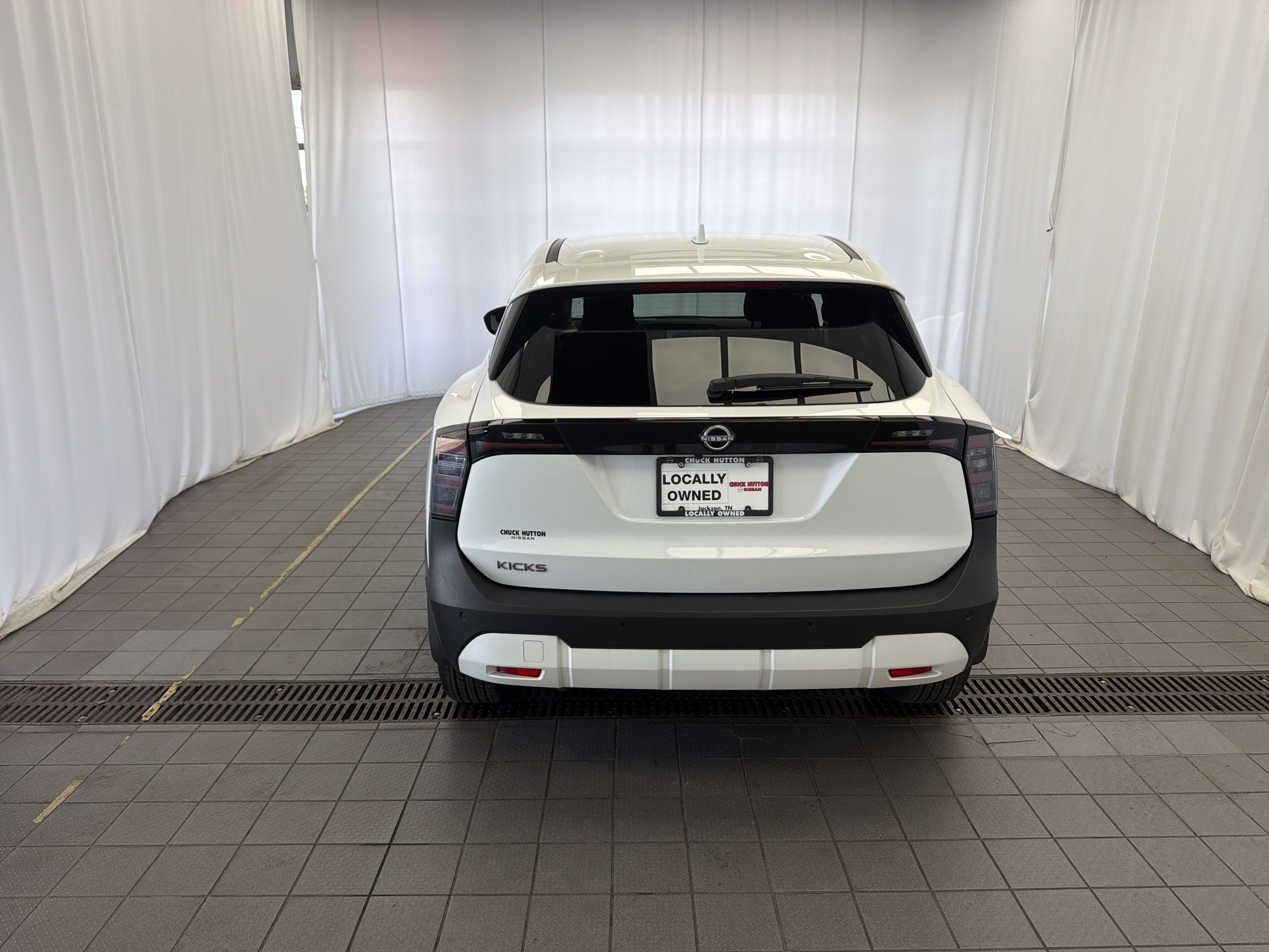 2025 Nissan Kicks SV