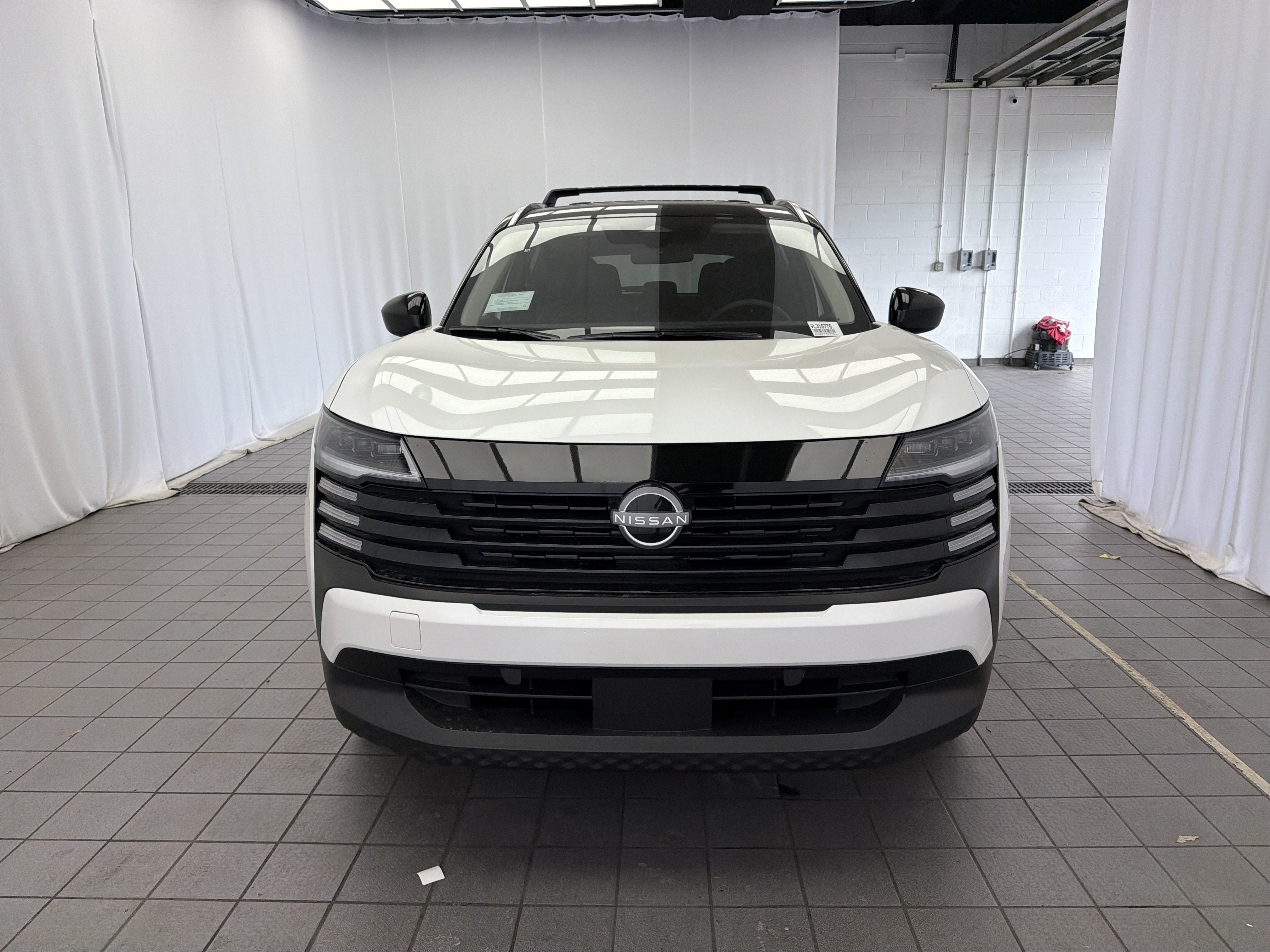 2027 Nissan Kicks SV