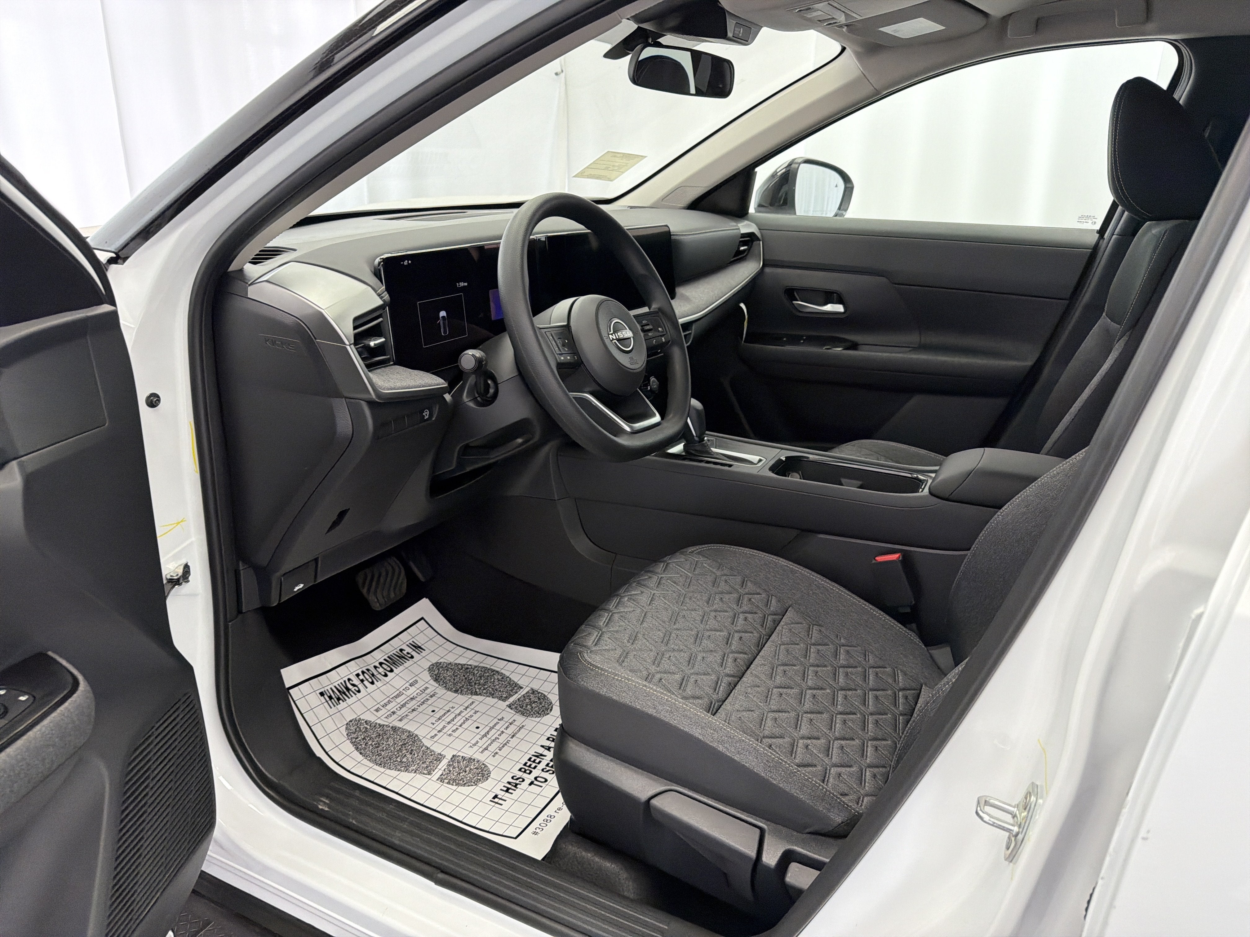 2027 Nissan Kicks SV