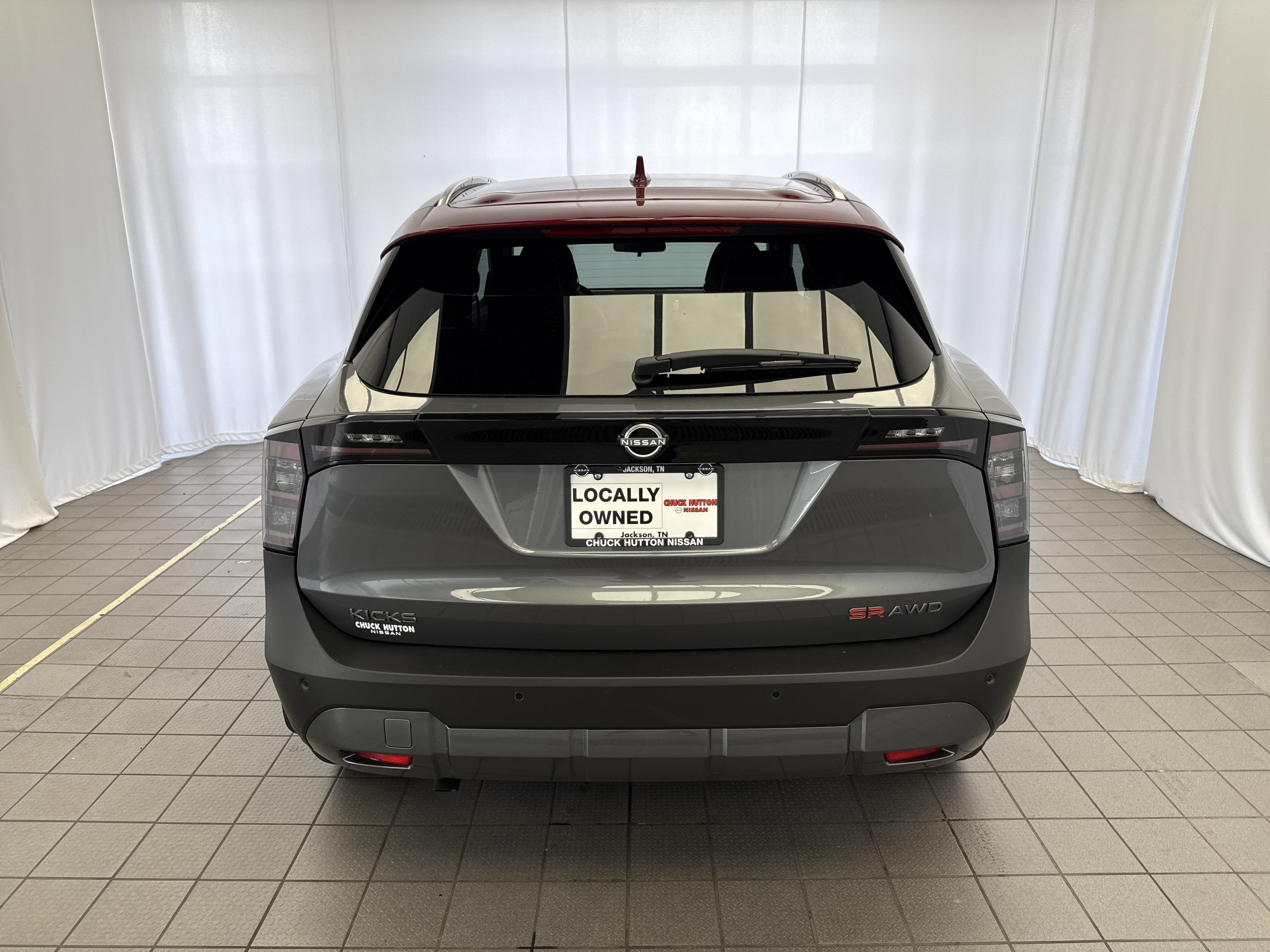 2025 Nissan Kicks SR