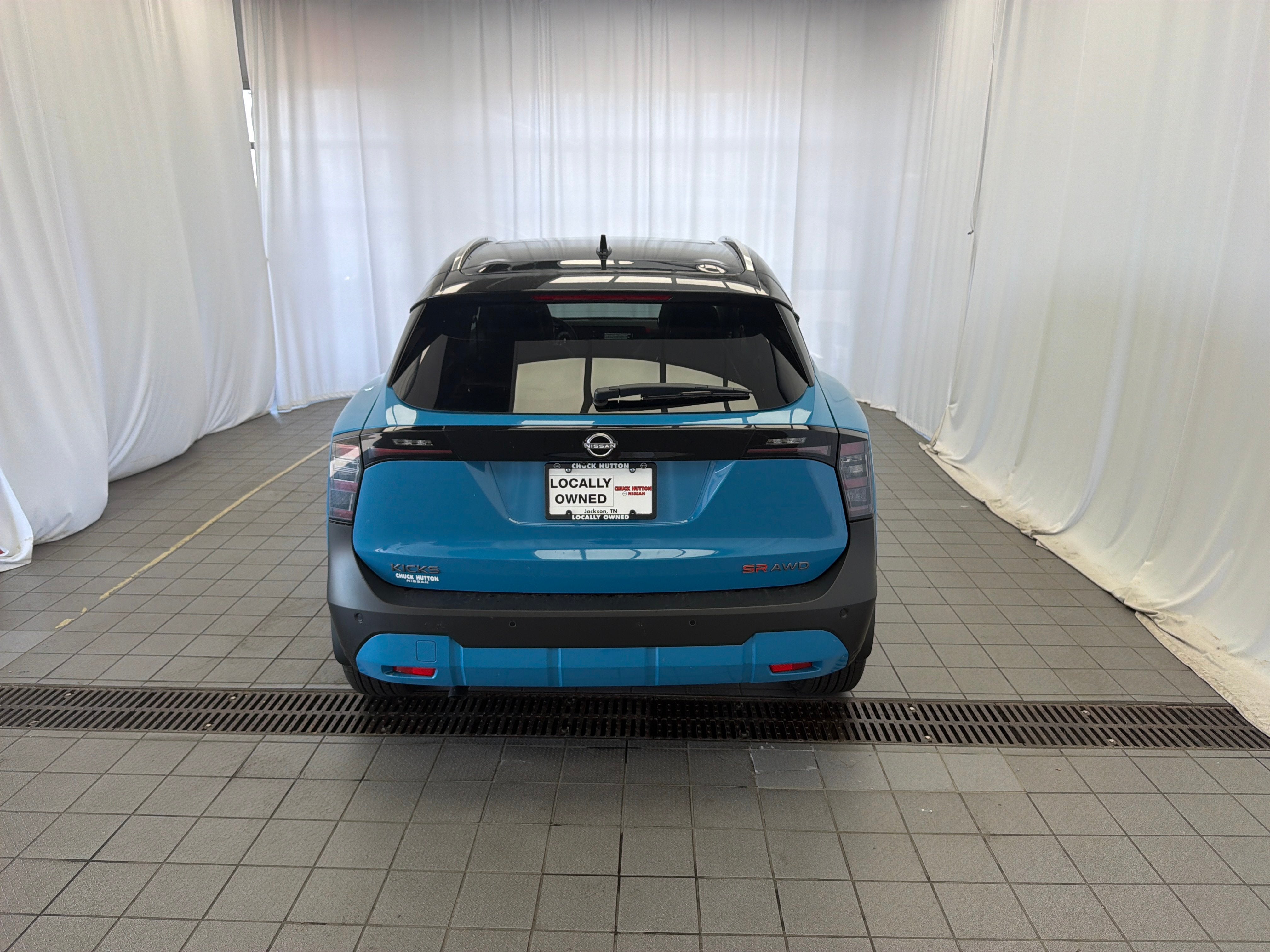 2026 Nissan Kicks SR
