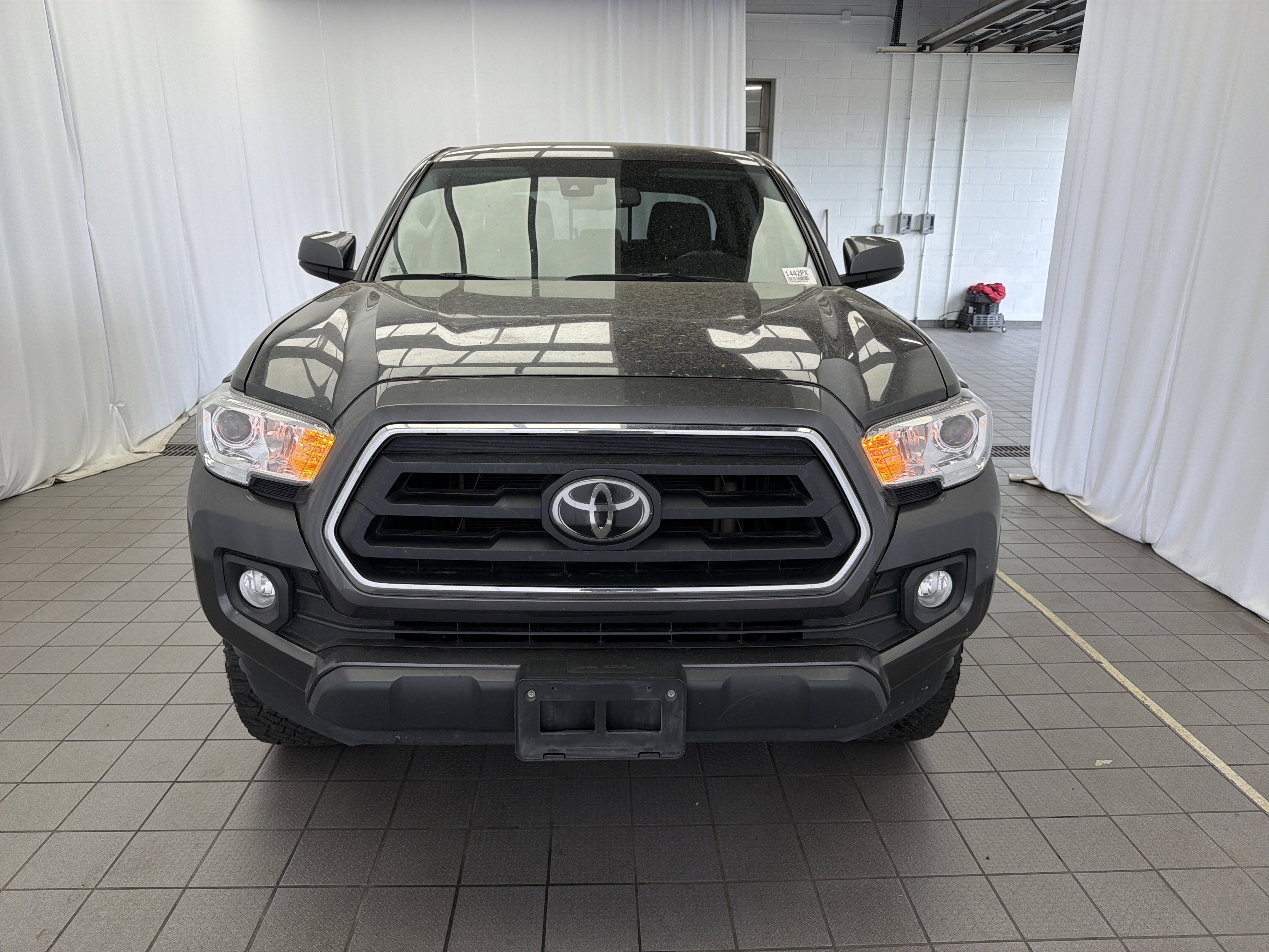 2022 Toyota Tacoma 2WD Base