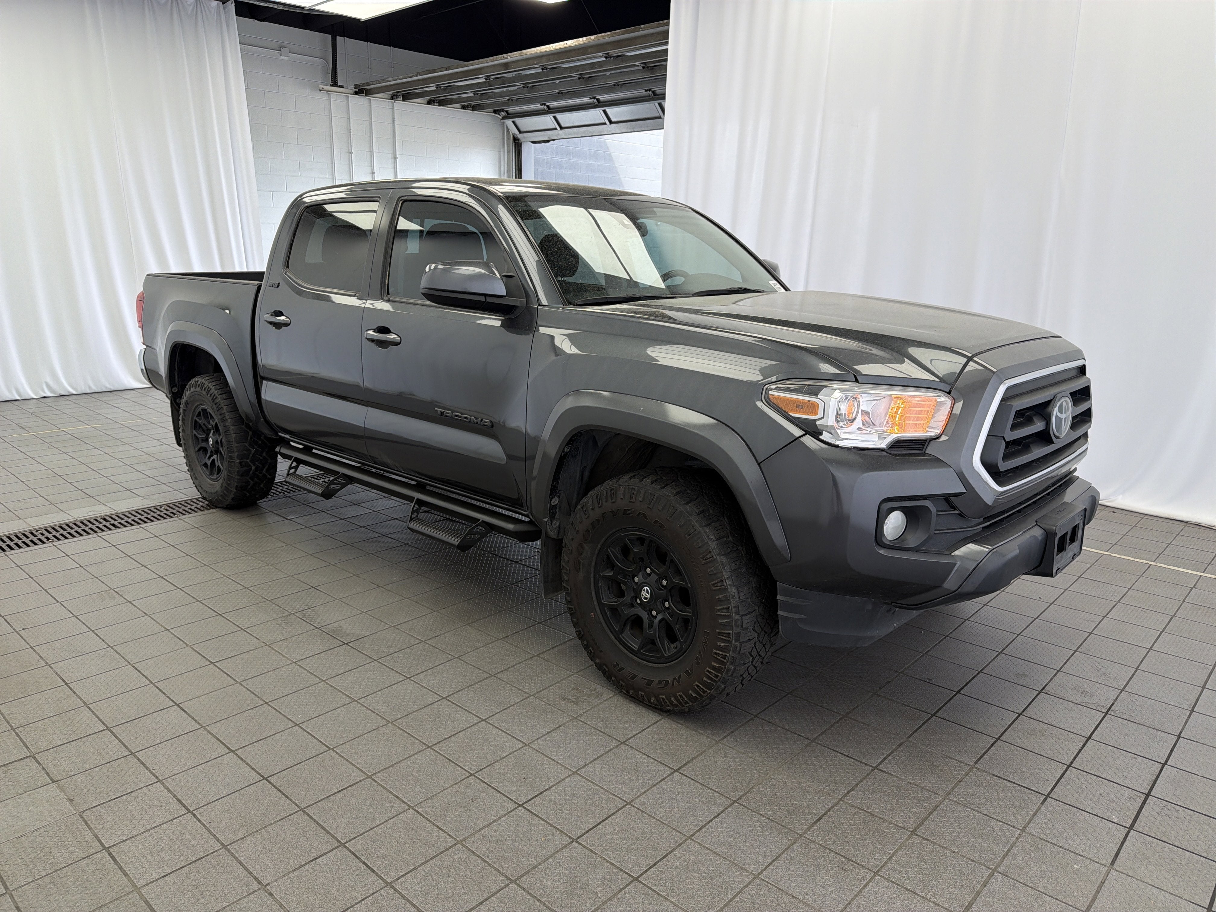 2022 Toyota Tacoma 2WD Base