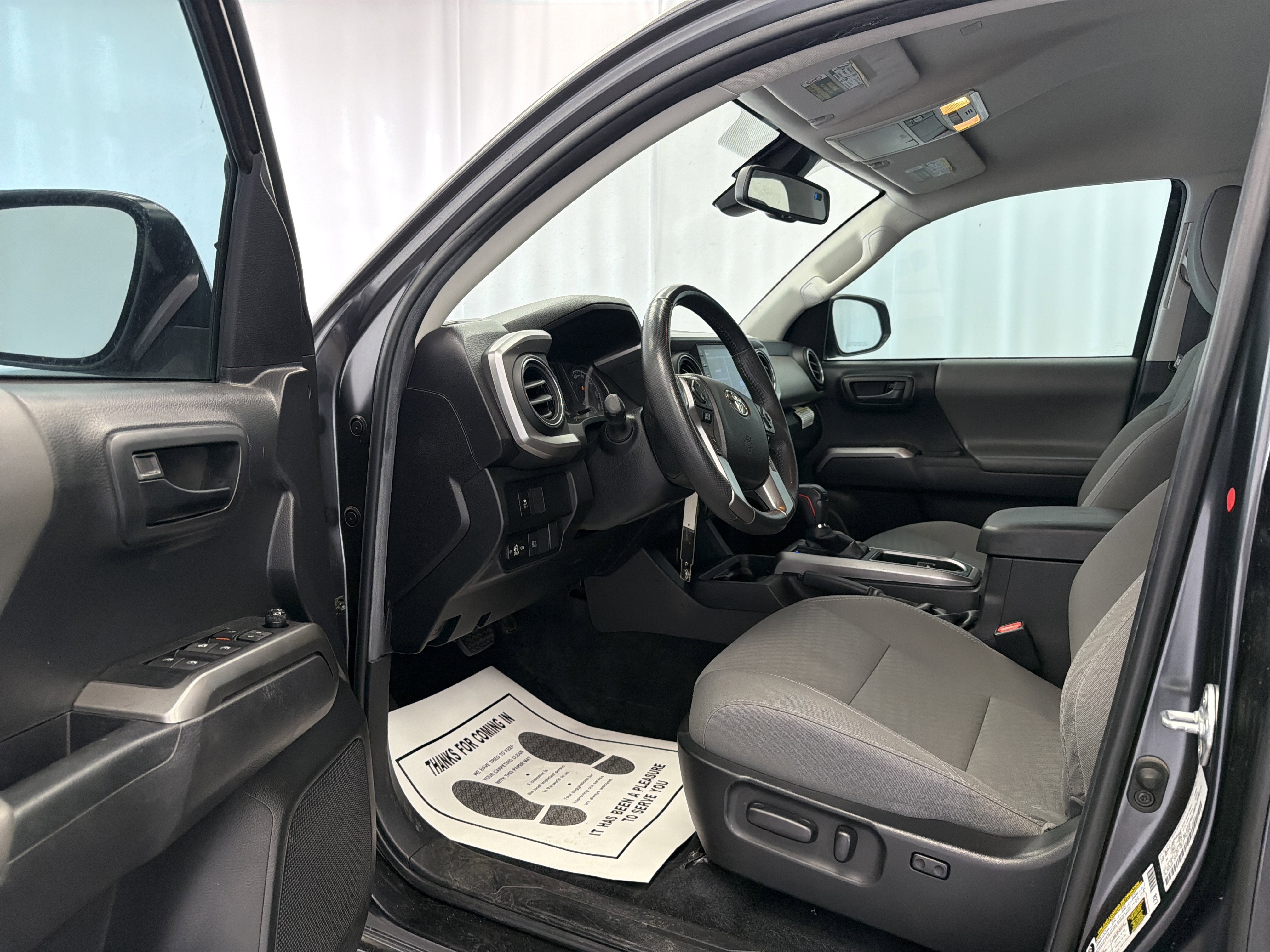 2022 Toyota Tacoma 2WD Base