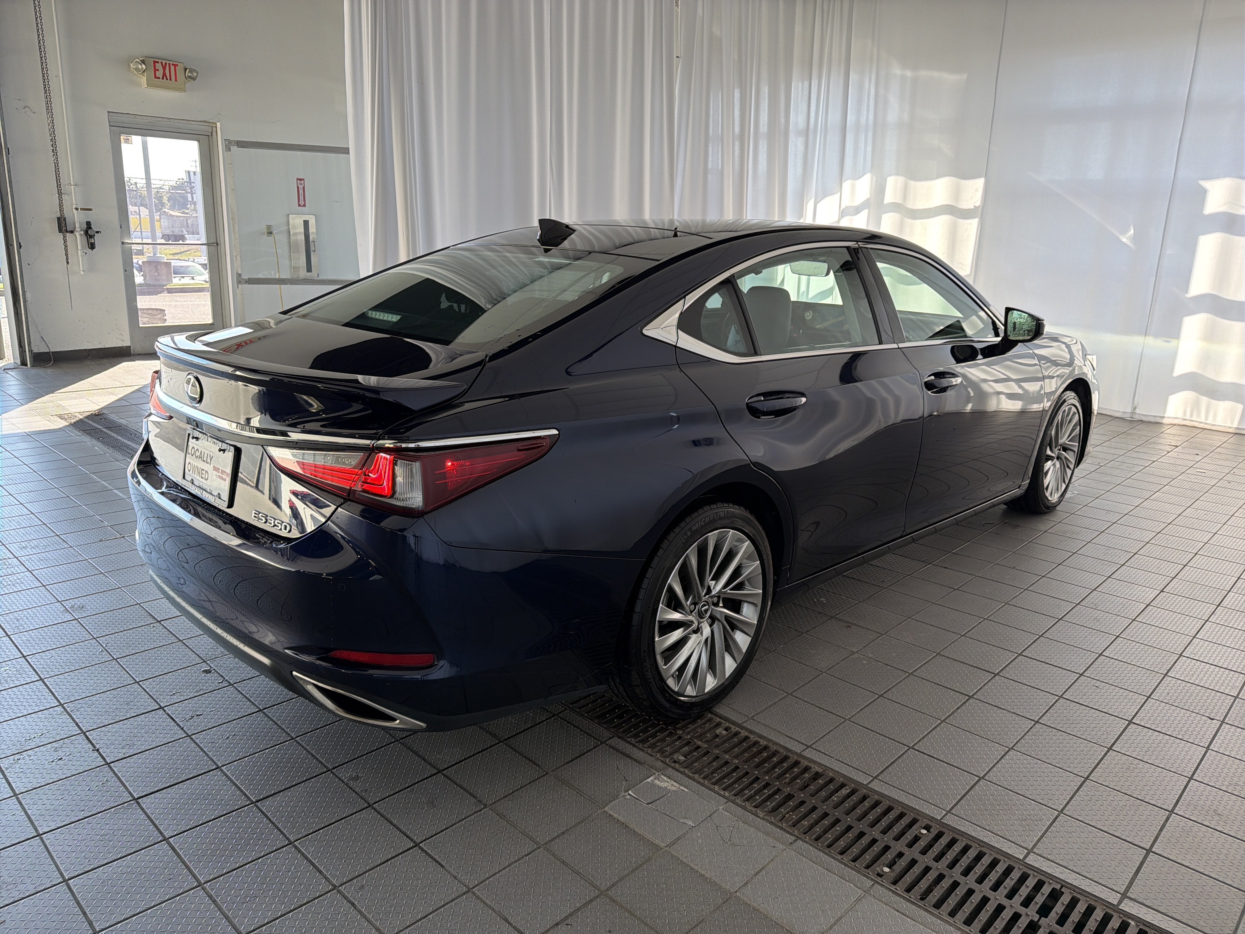2022 Lexus ES ES 350 Ultra Luxury