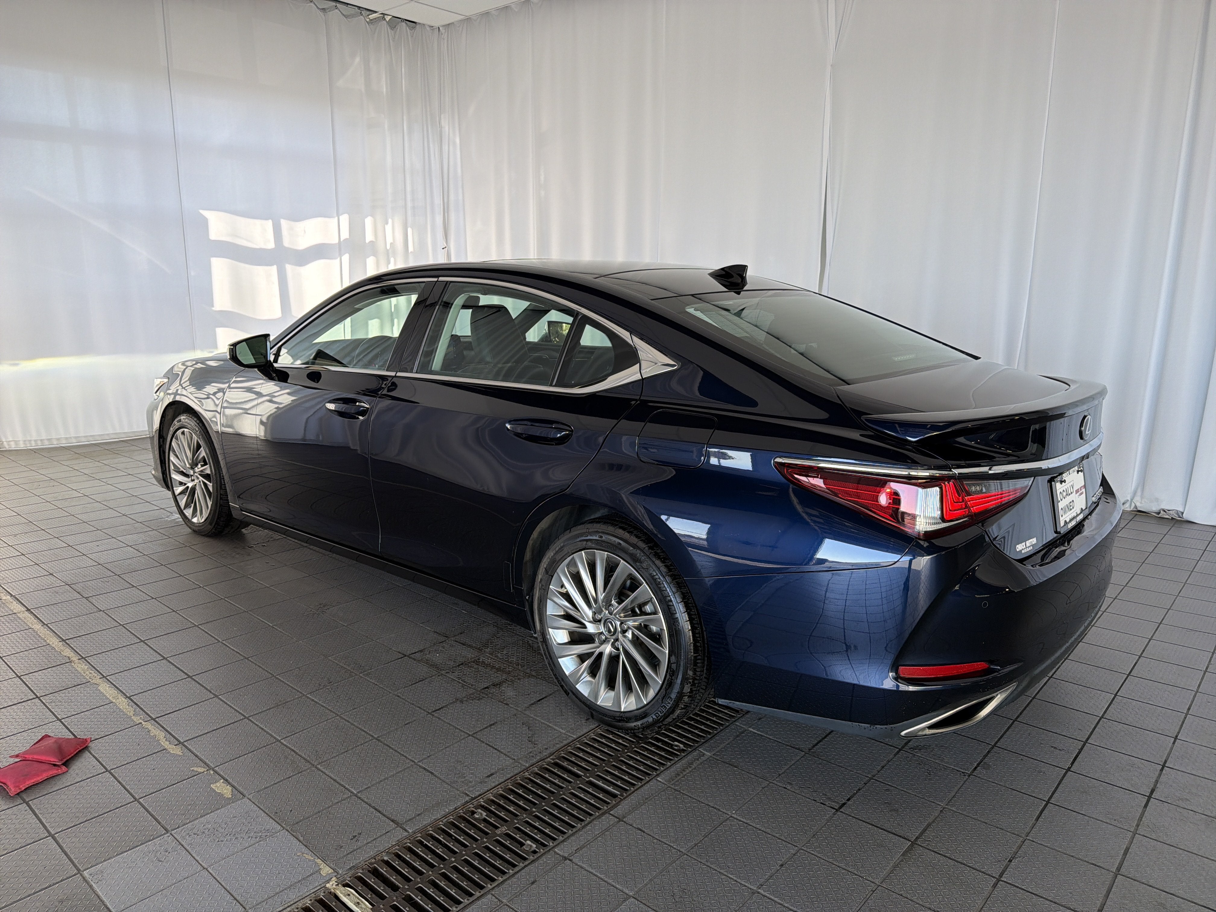 2022 Lexus ES ES 350 Ultra Luxury