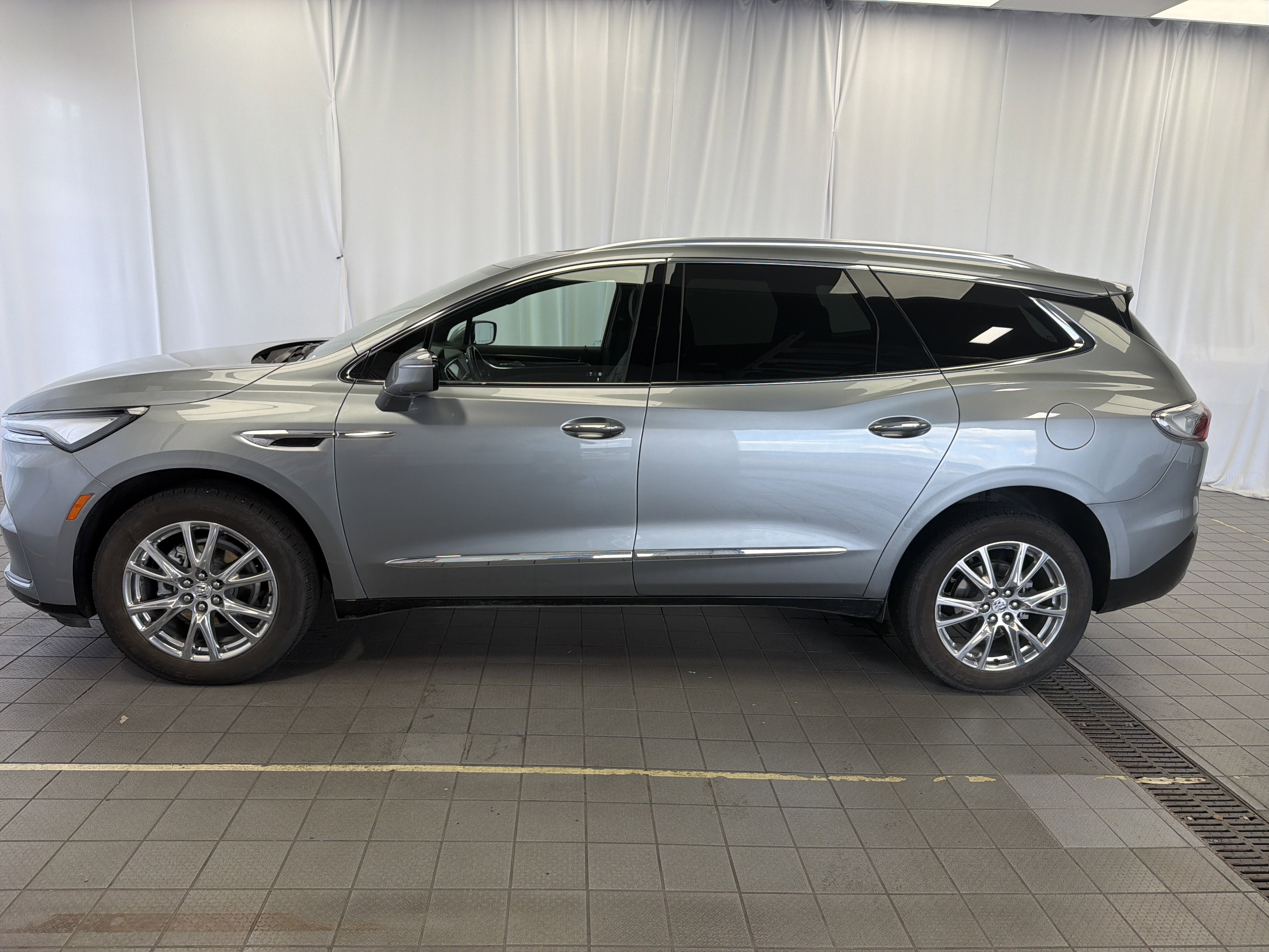 2023 Buick Enclave Premium