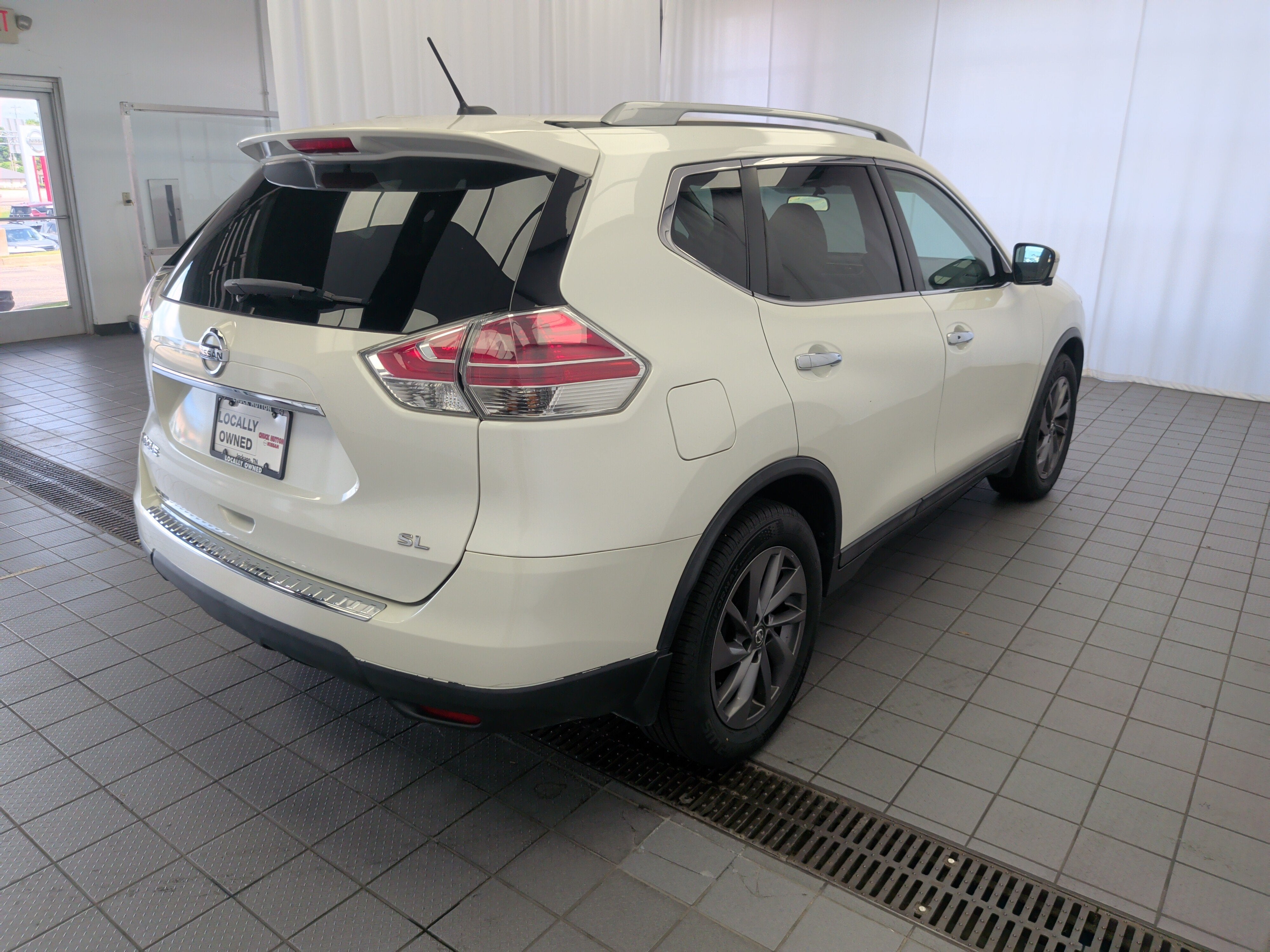 2016 Nissan Rogue SL