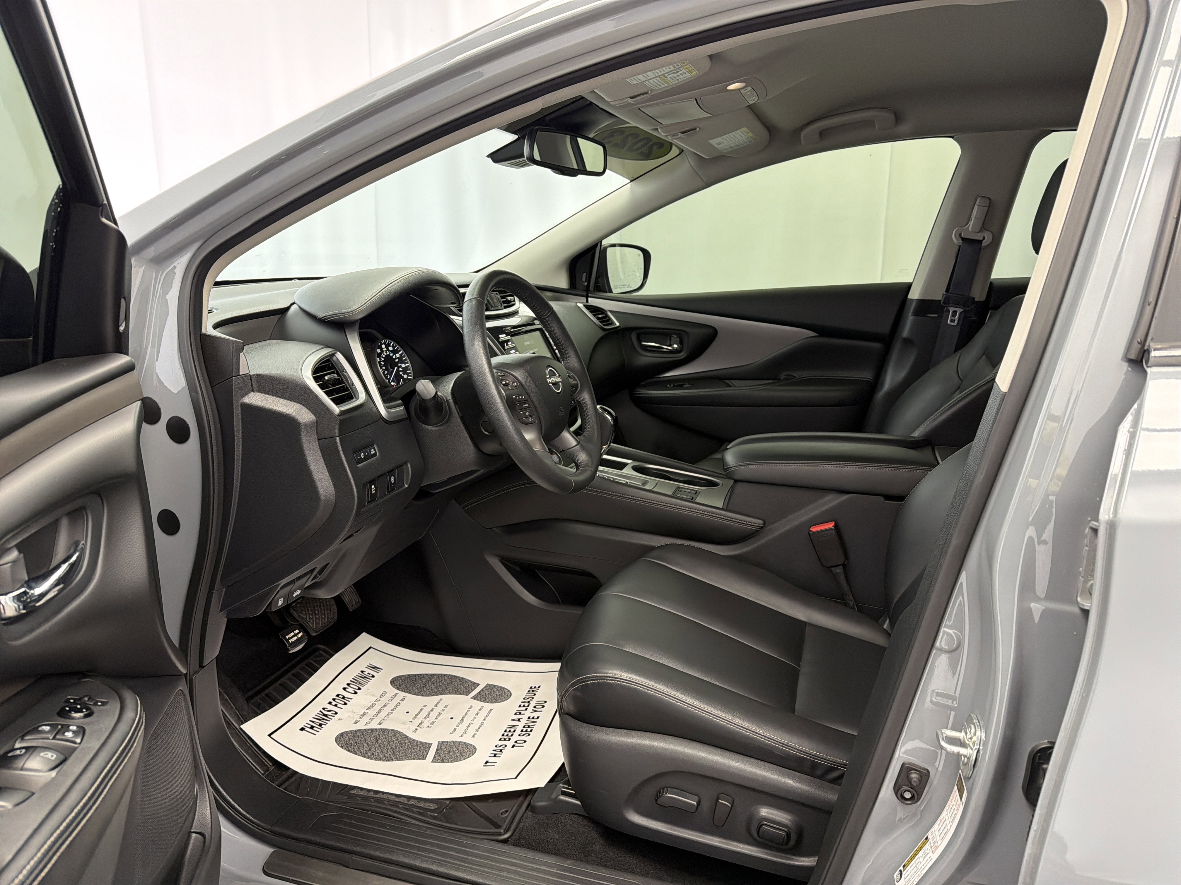 2023 Nissan Murano SV