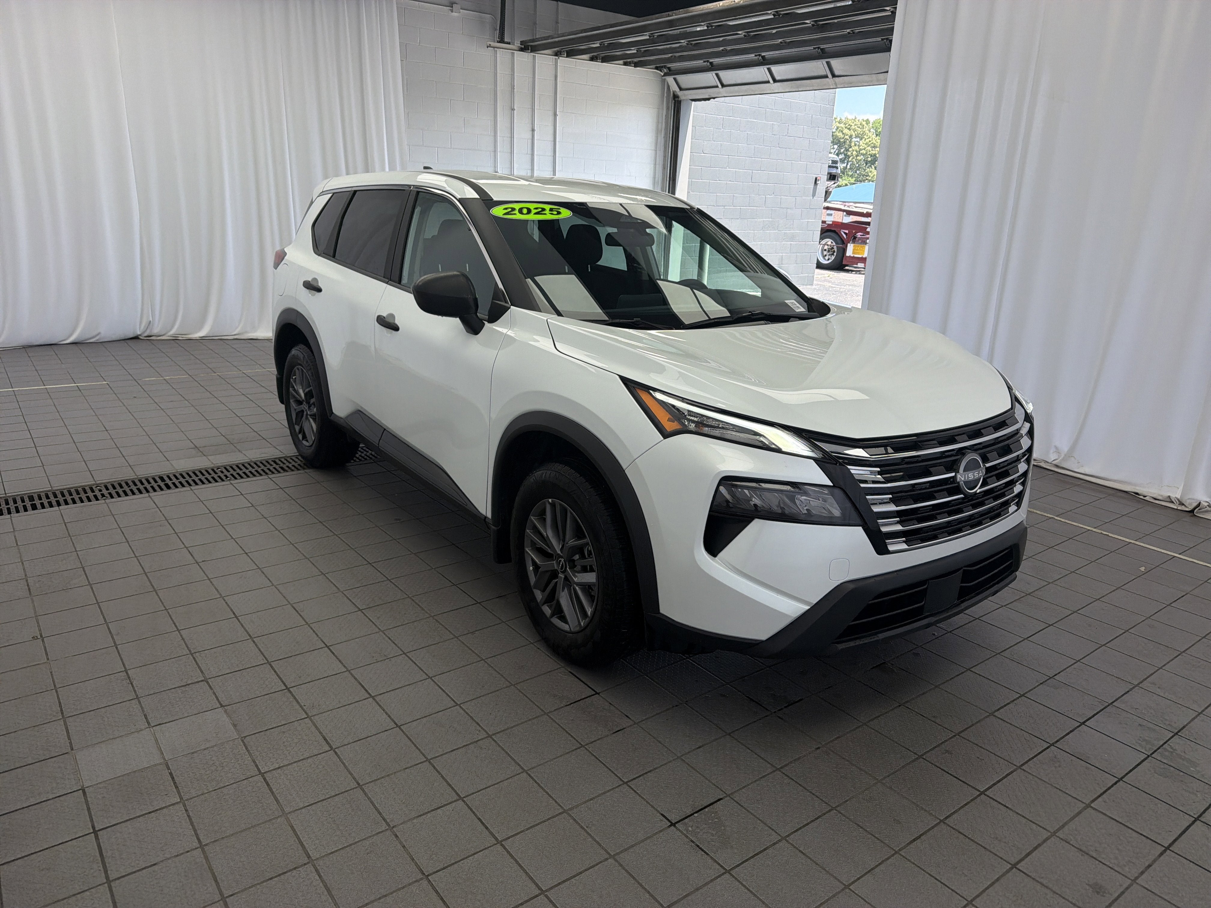 2025 Nissan Rogue S