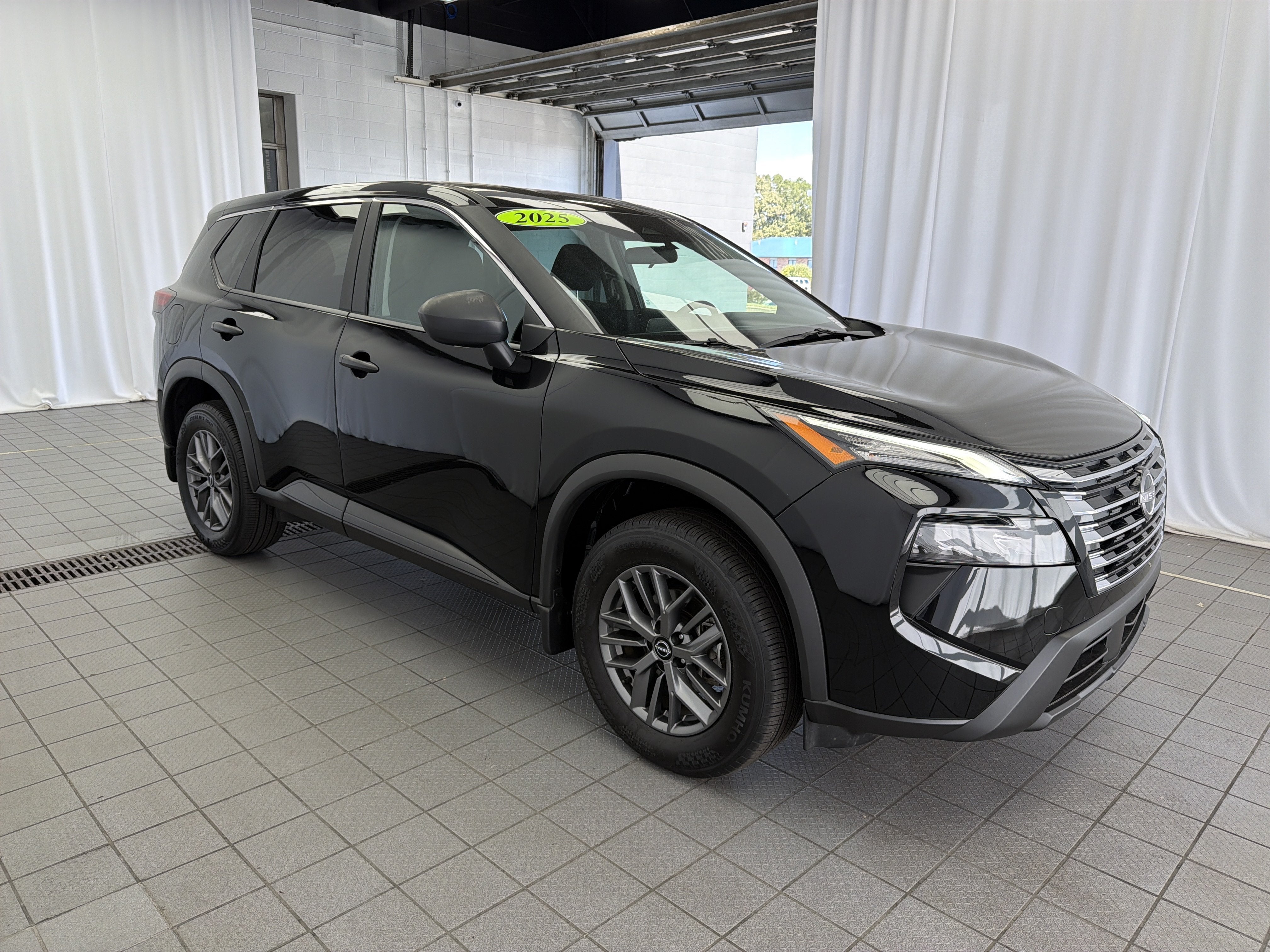 2025 Nissan Rogue S