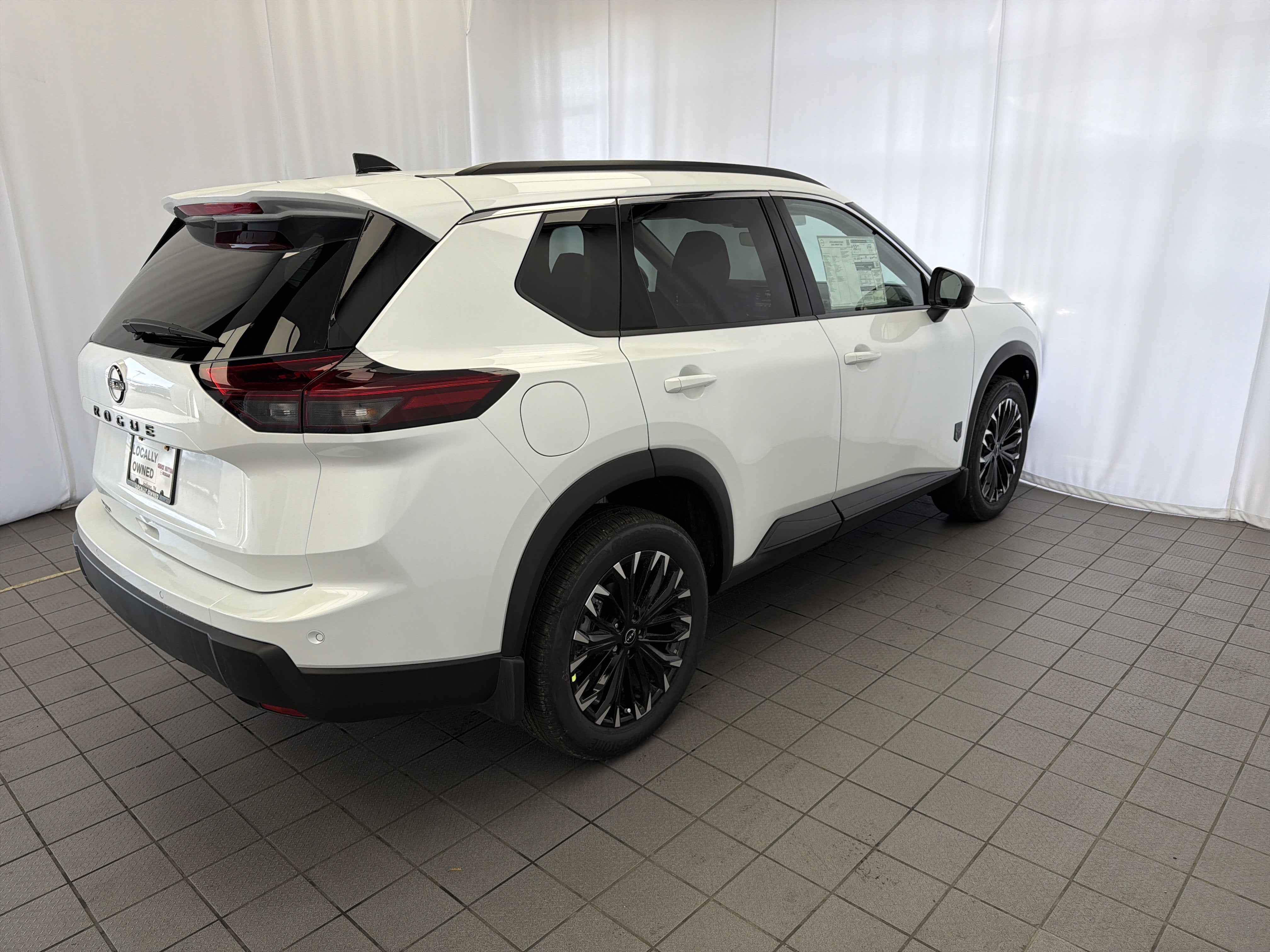 2026 Nissan Rogue Dark Armor™