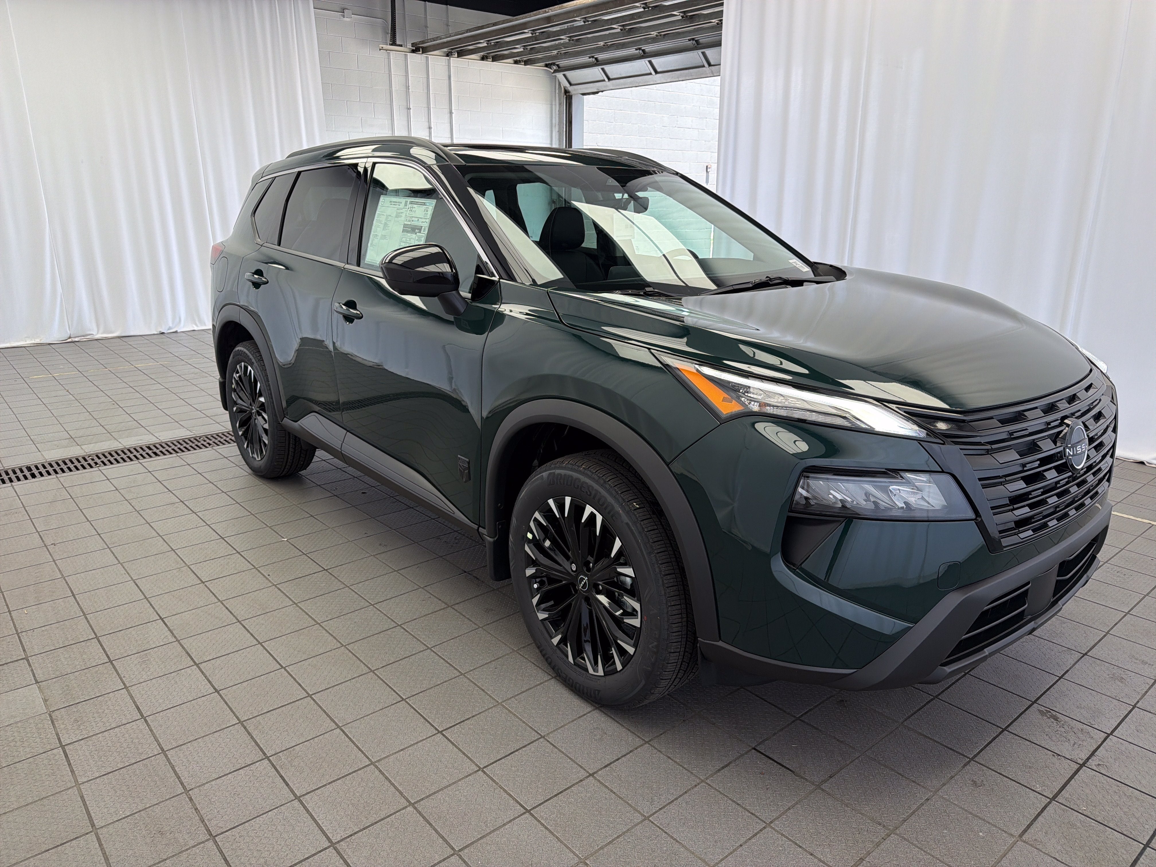 2026 Nissan Rogue Dark Armor™