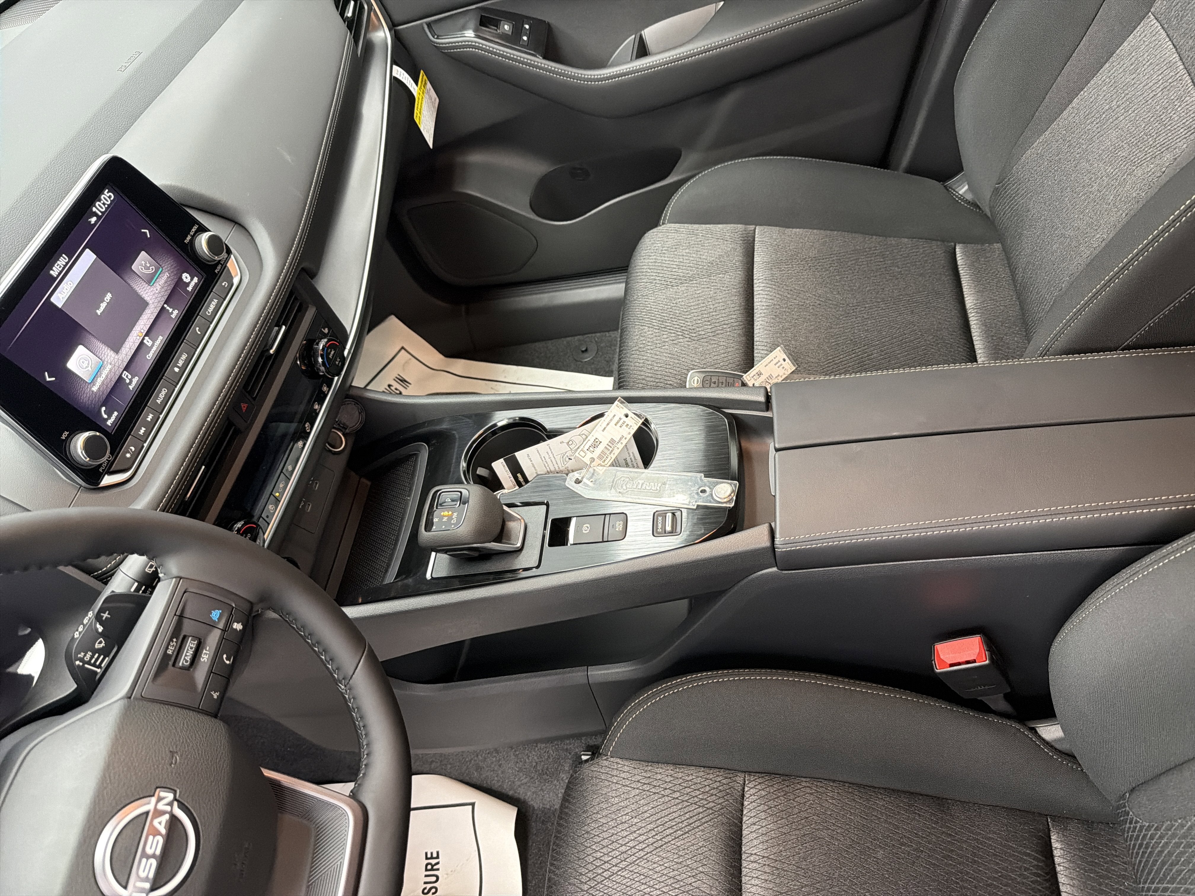 2026 Nissan Rogue SV