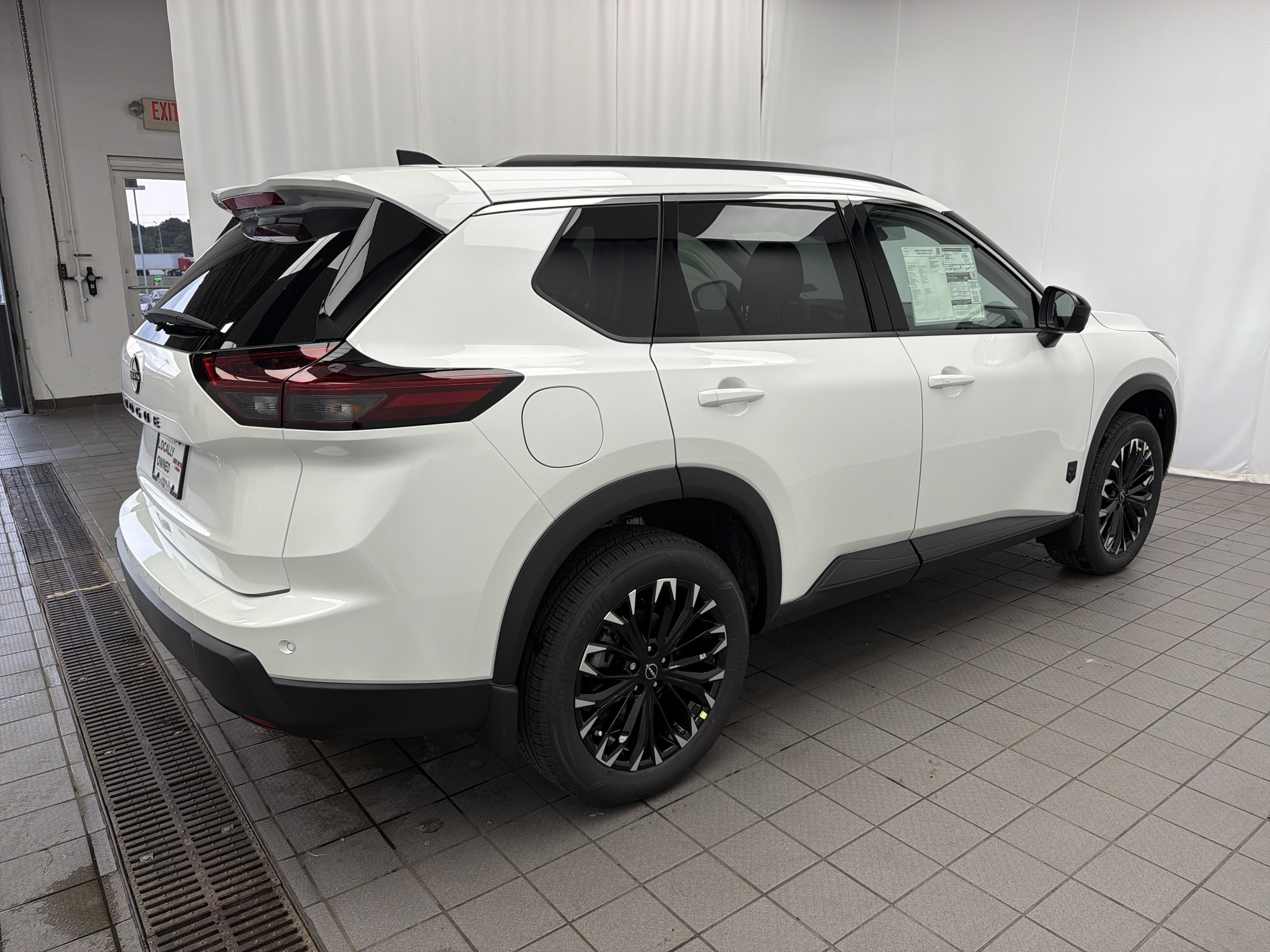 2026 Nissan Rogue Dark Armor™