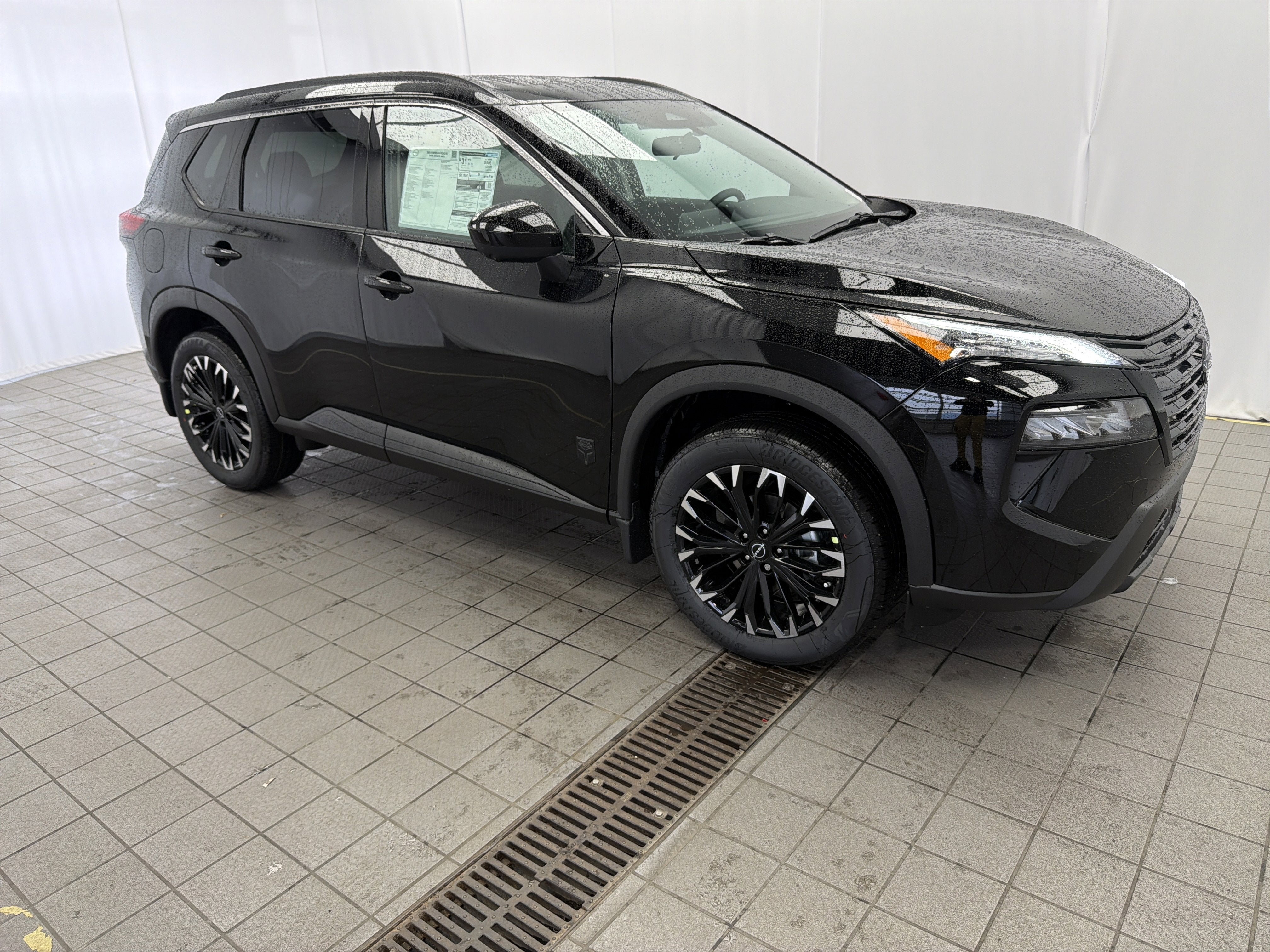 2026 Nissan Rogue Dark Armor