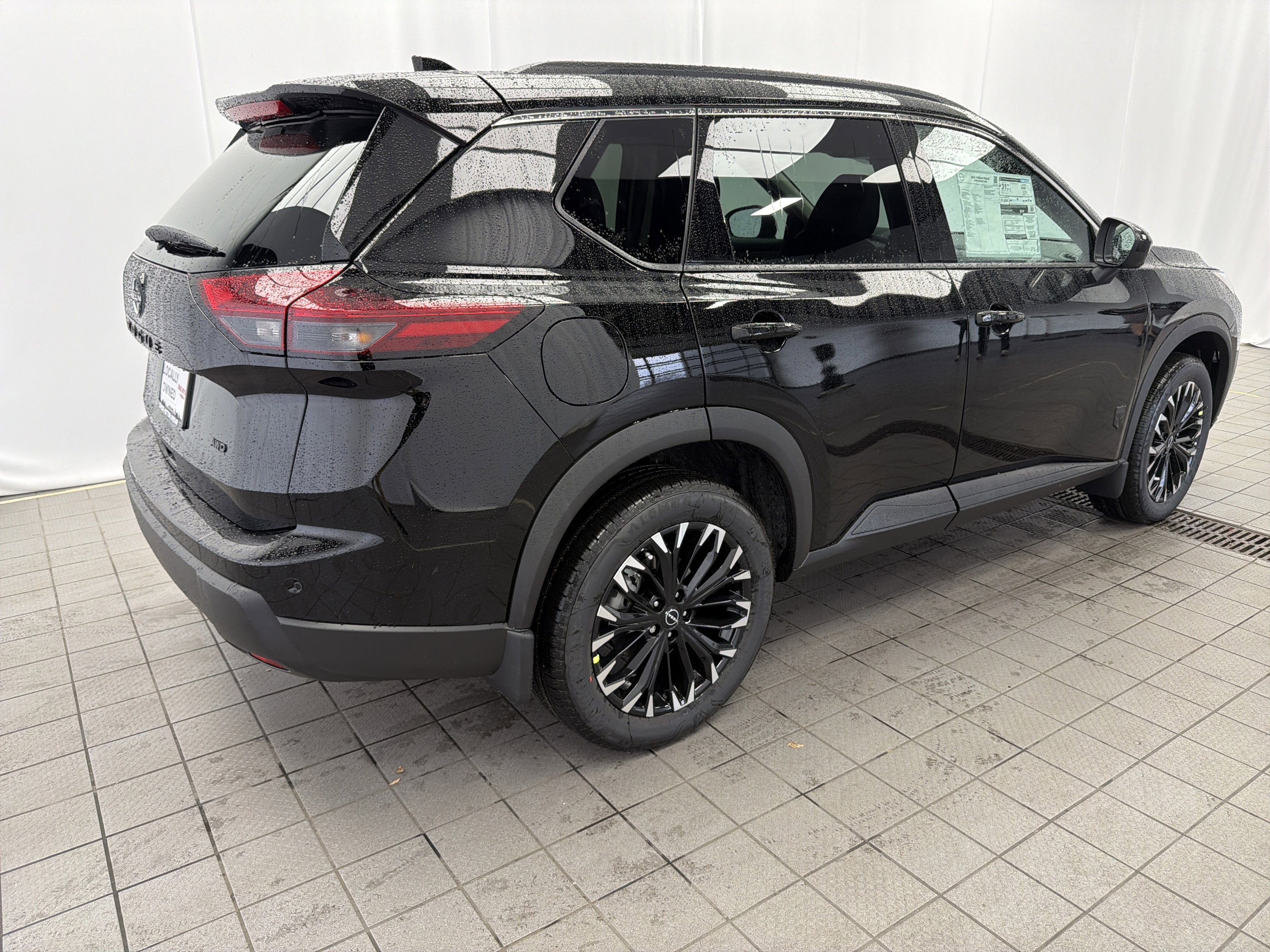 2026 Nissan Rogue Dark Armor