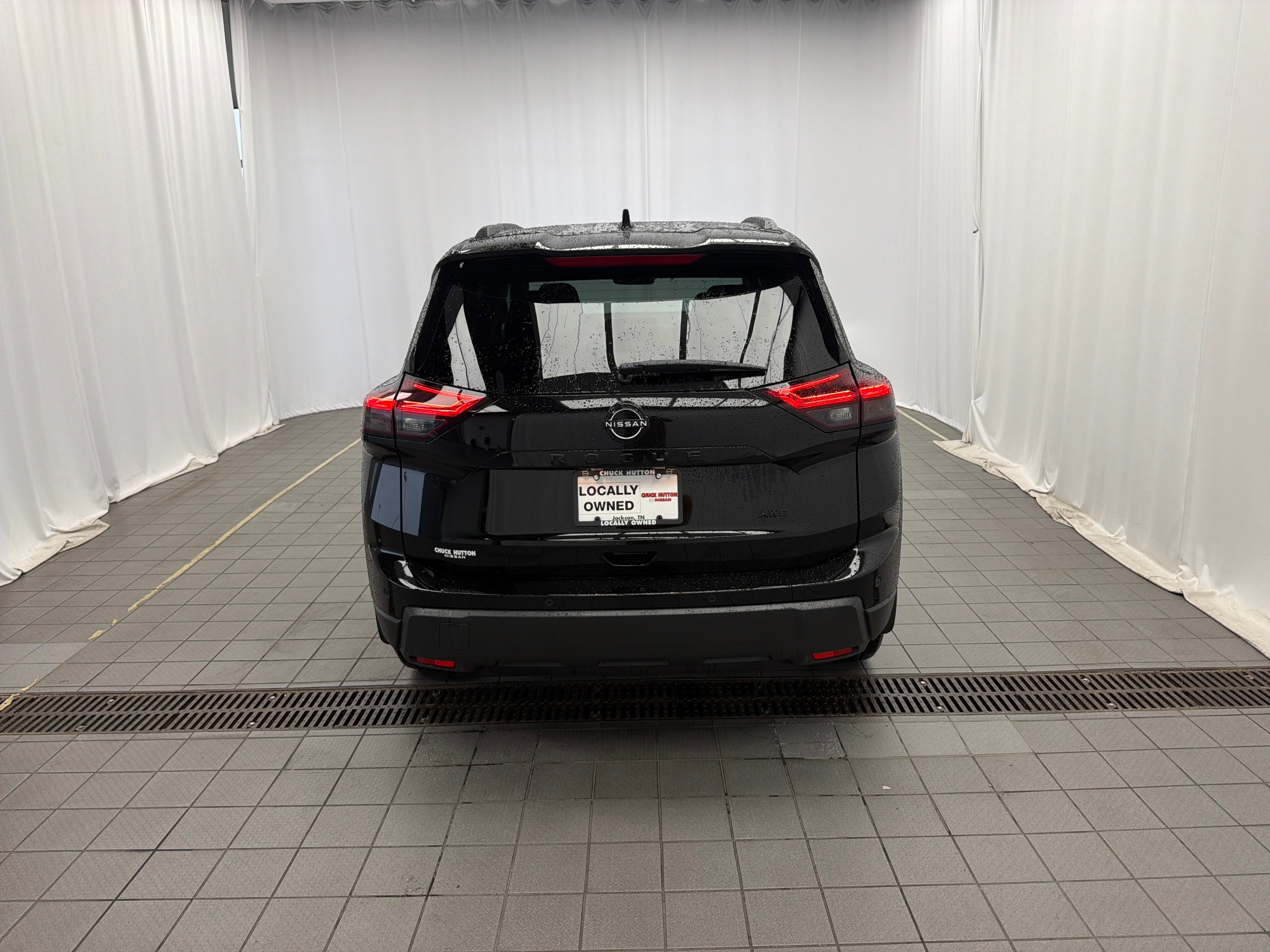 2026 Nissan Rogue Dark Armor™