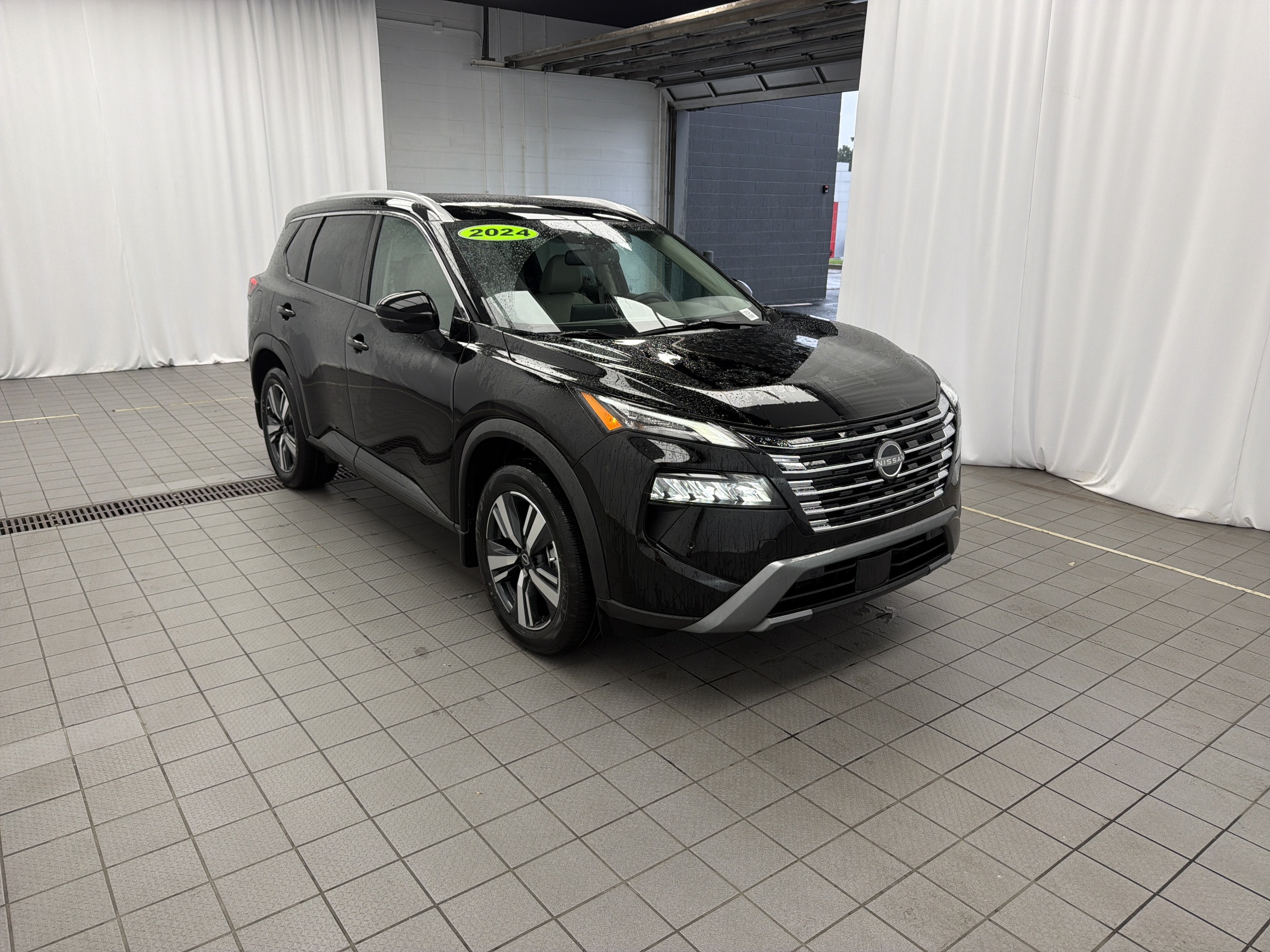 2024 Nissan Rogue SL