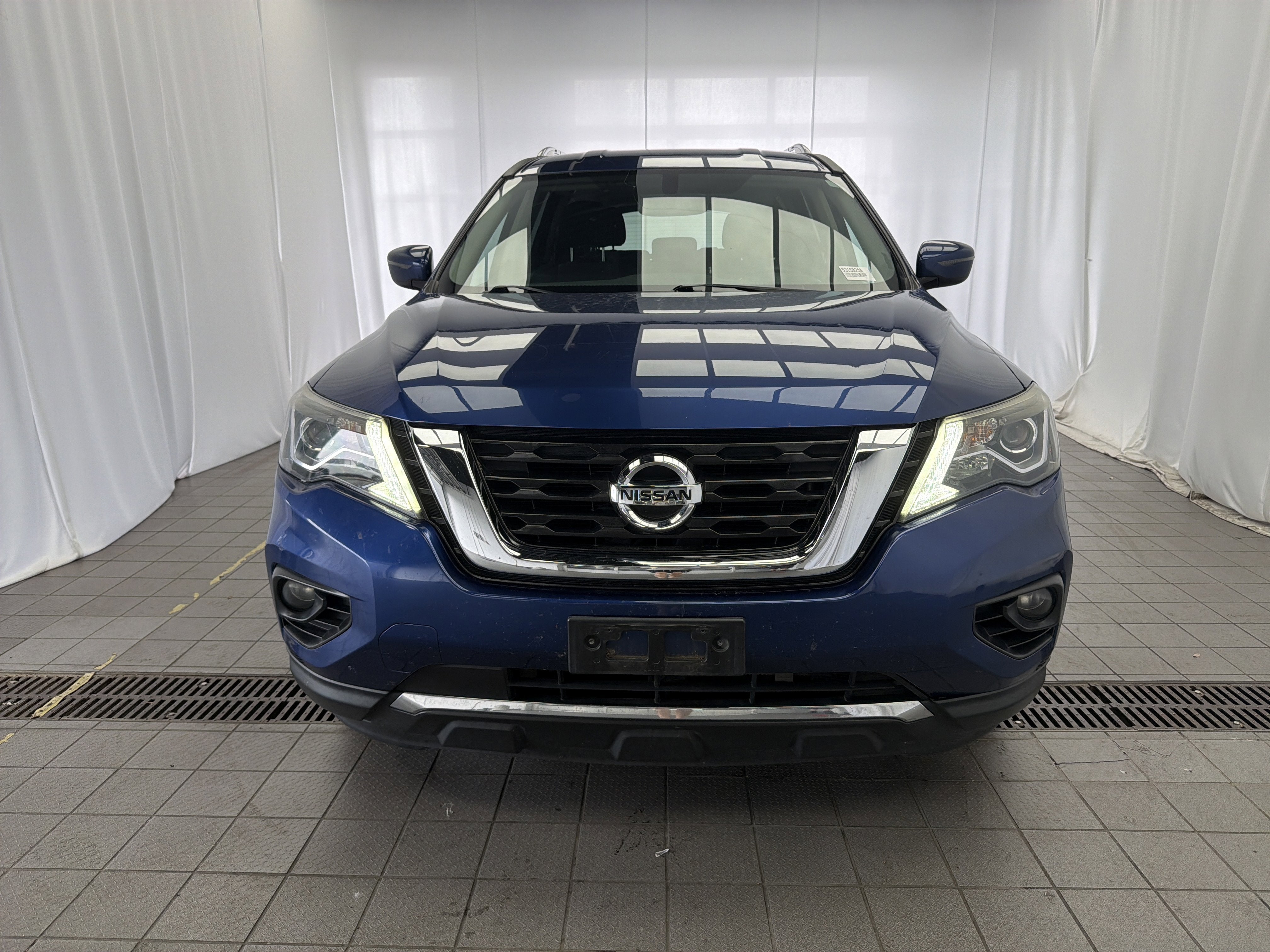 2019 Nissan Pathfinder SV
