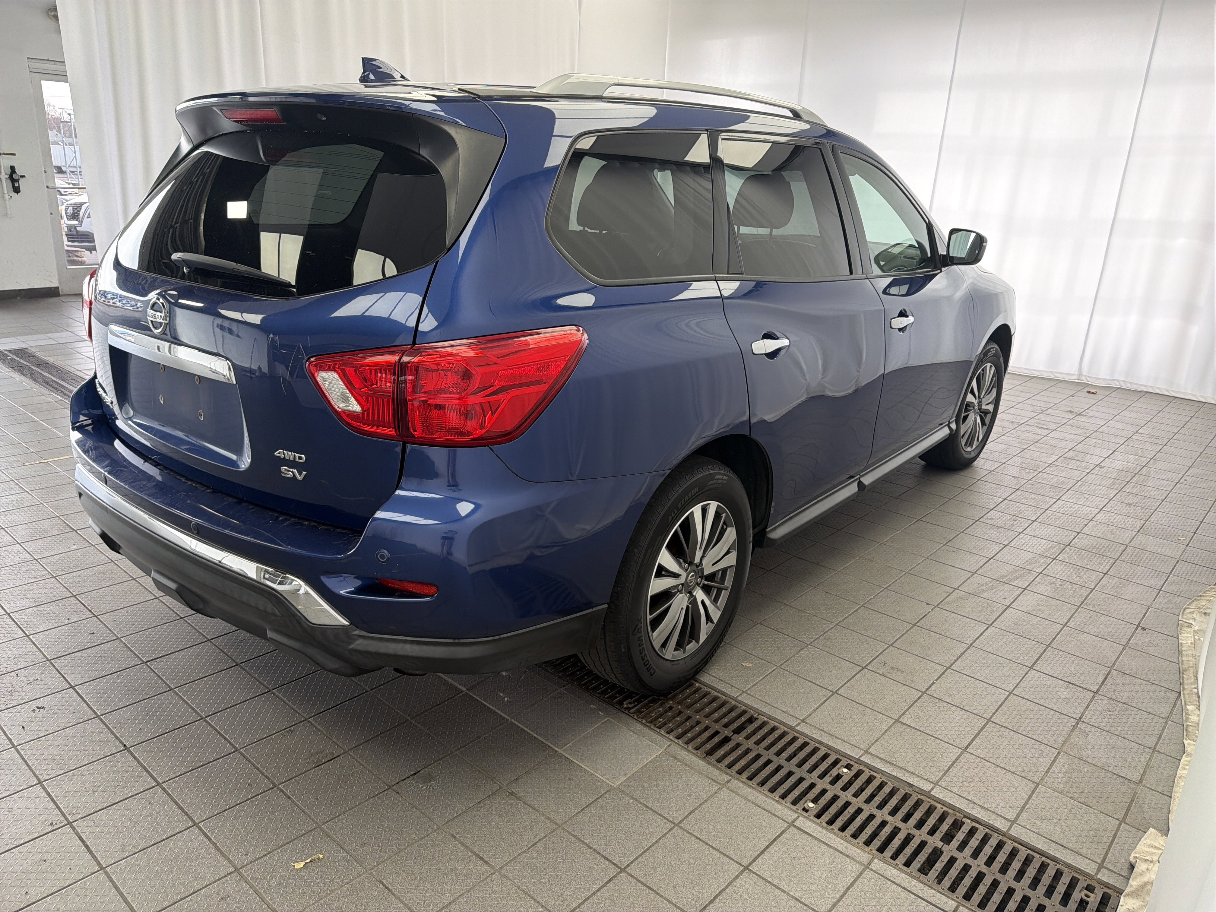 2019 Nissan Pathfinder SV