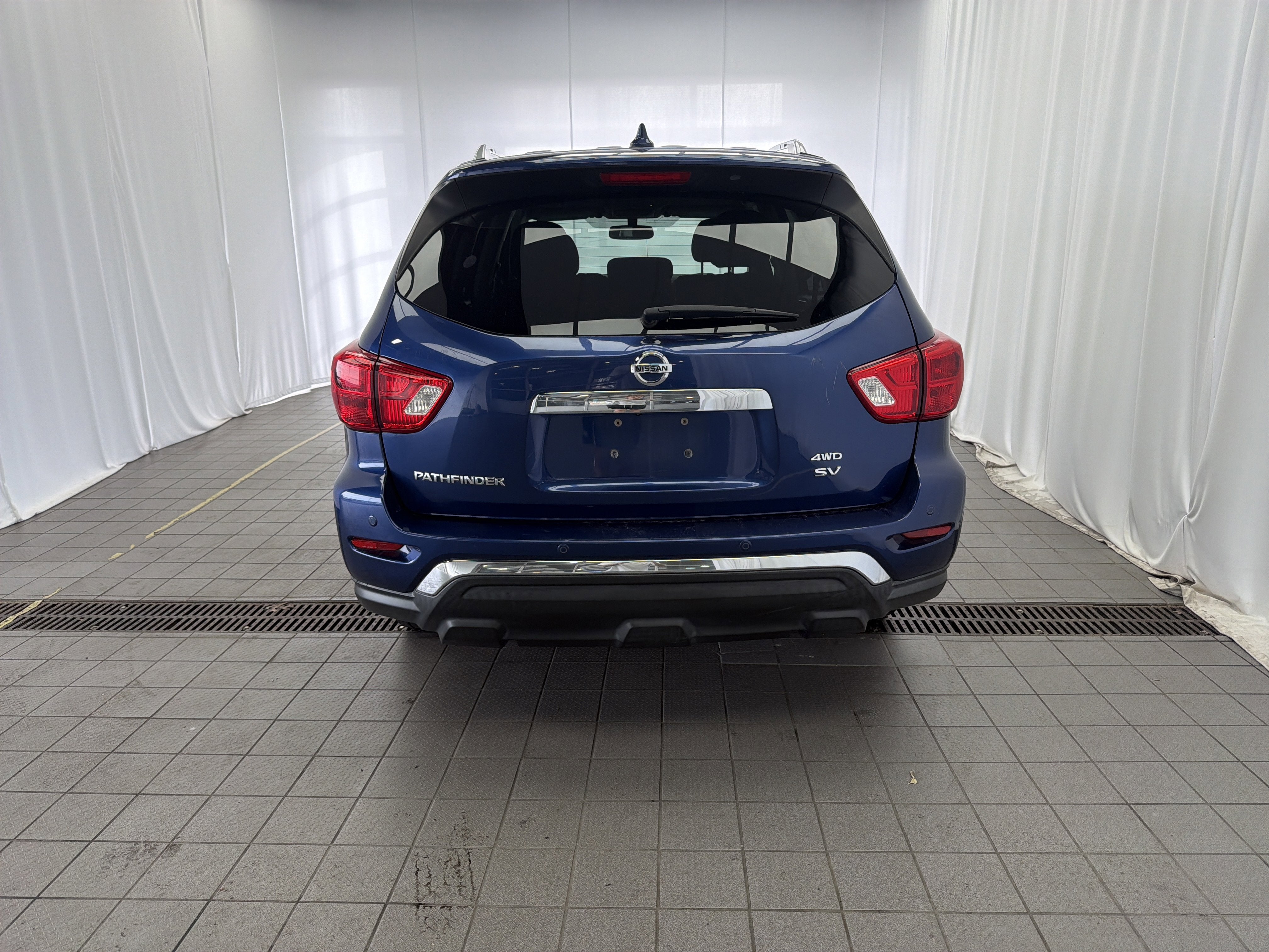 2019 Nissan Pathfinder SV