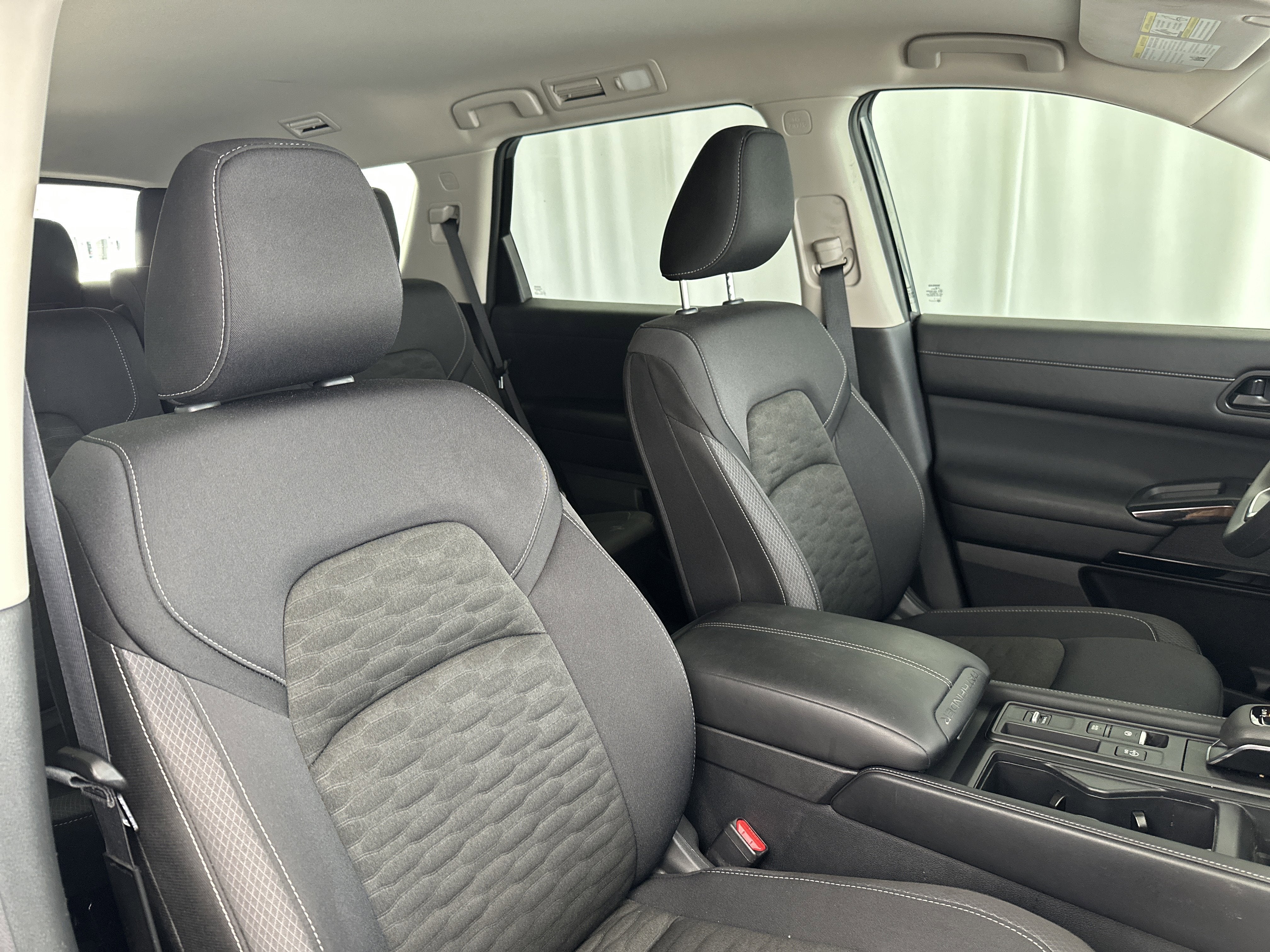 2025 Nissan Pathfinder S