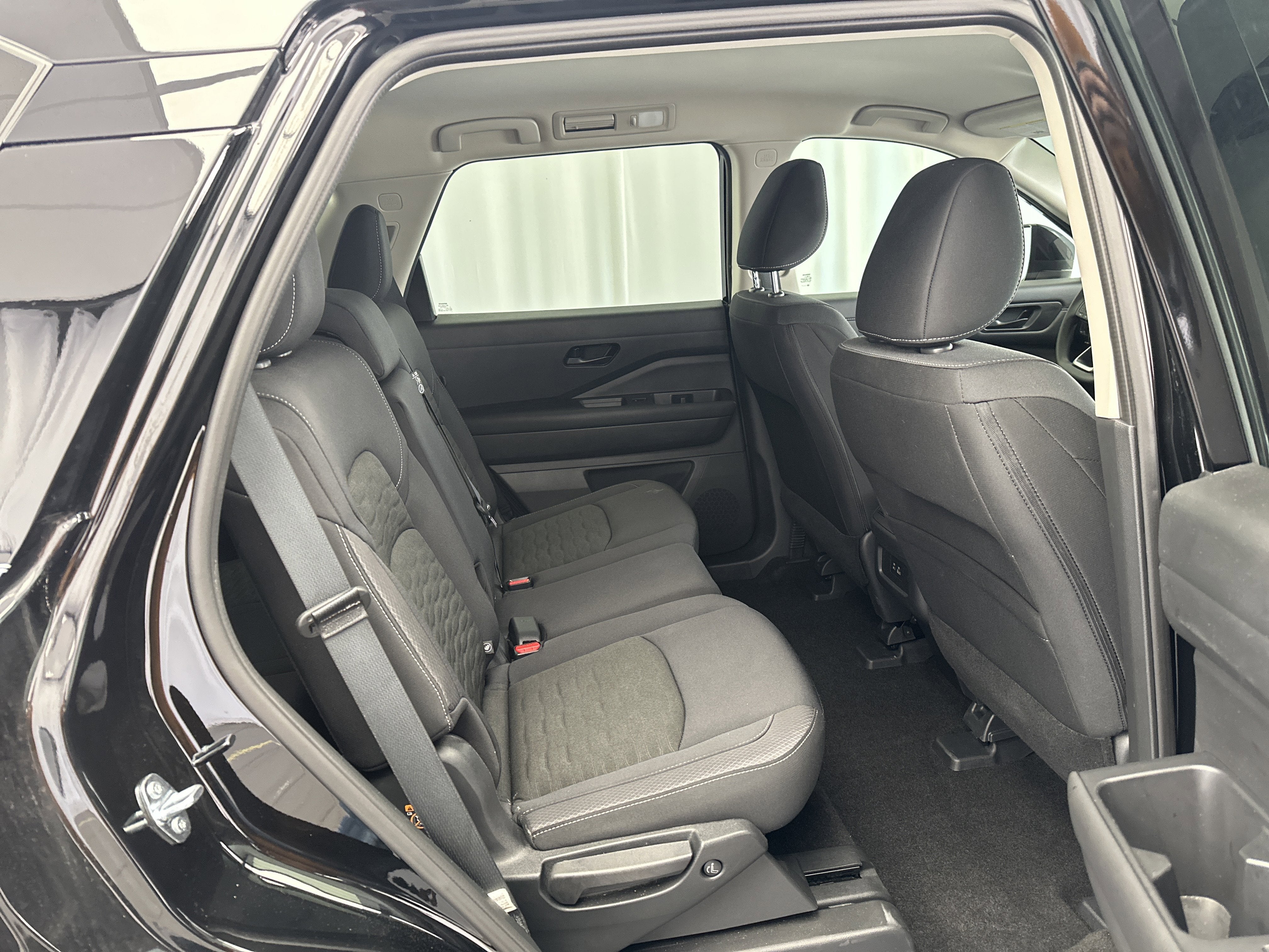 2025 Nissan Pathfinder S