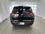 2025 Nissan Pathfinder S