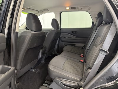 2025 Nissan Pathfinder S