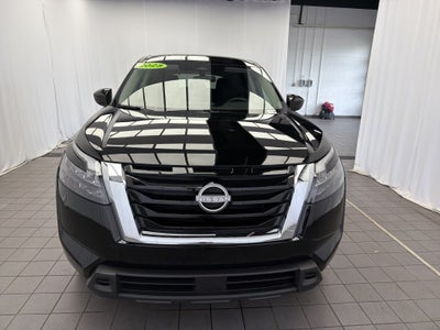2025 Nissan Pathfinder S