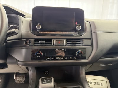 2025 Nissan Pathfinder S