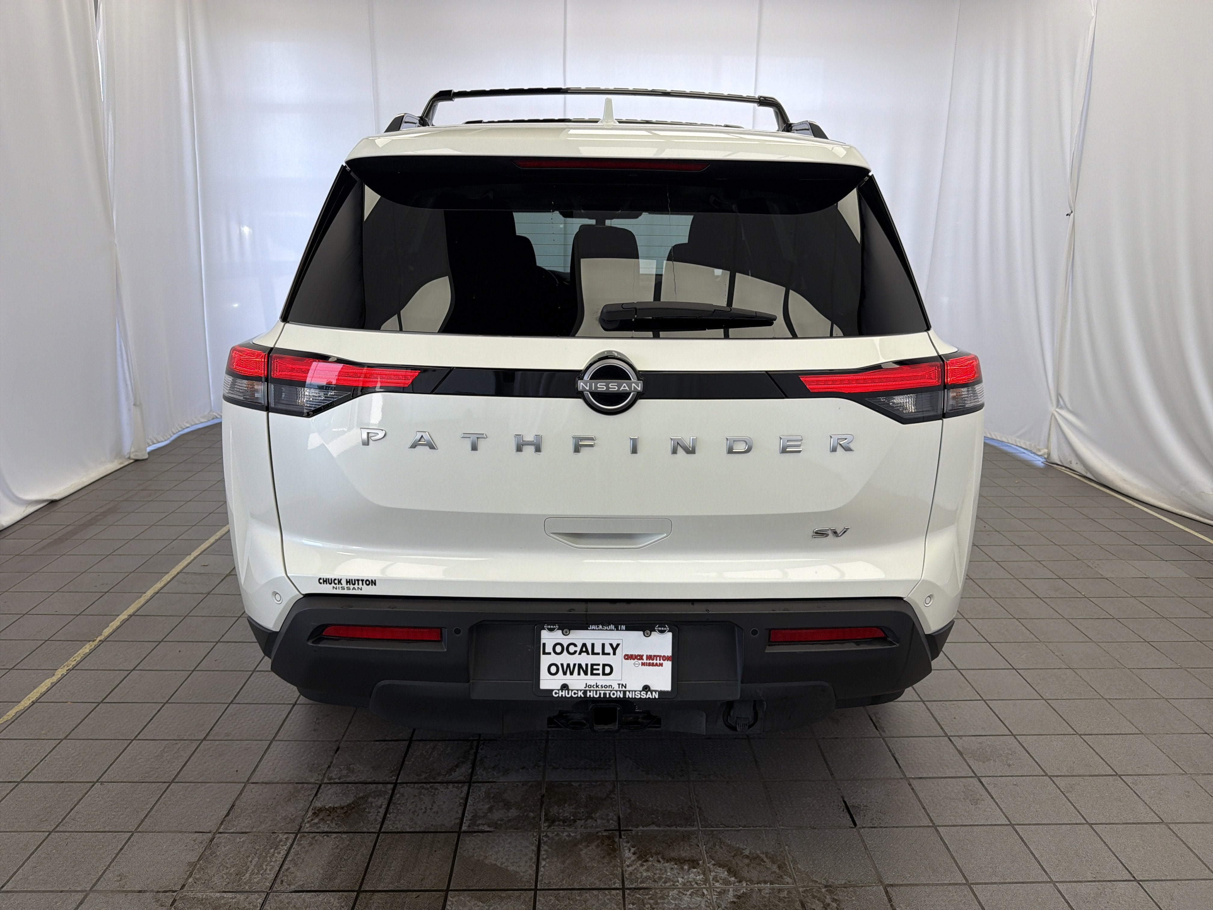 2024 Nissan Pathfinder SV