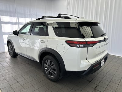 2024 Nissan Pathfinder SV