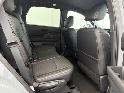 2026 Nissan Pathfinder Rock Creek®