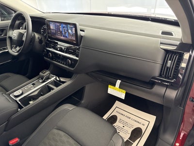 2026 Nissan Pathfinder SV