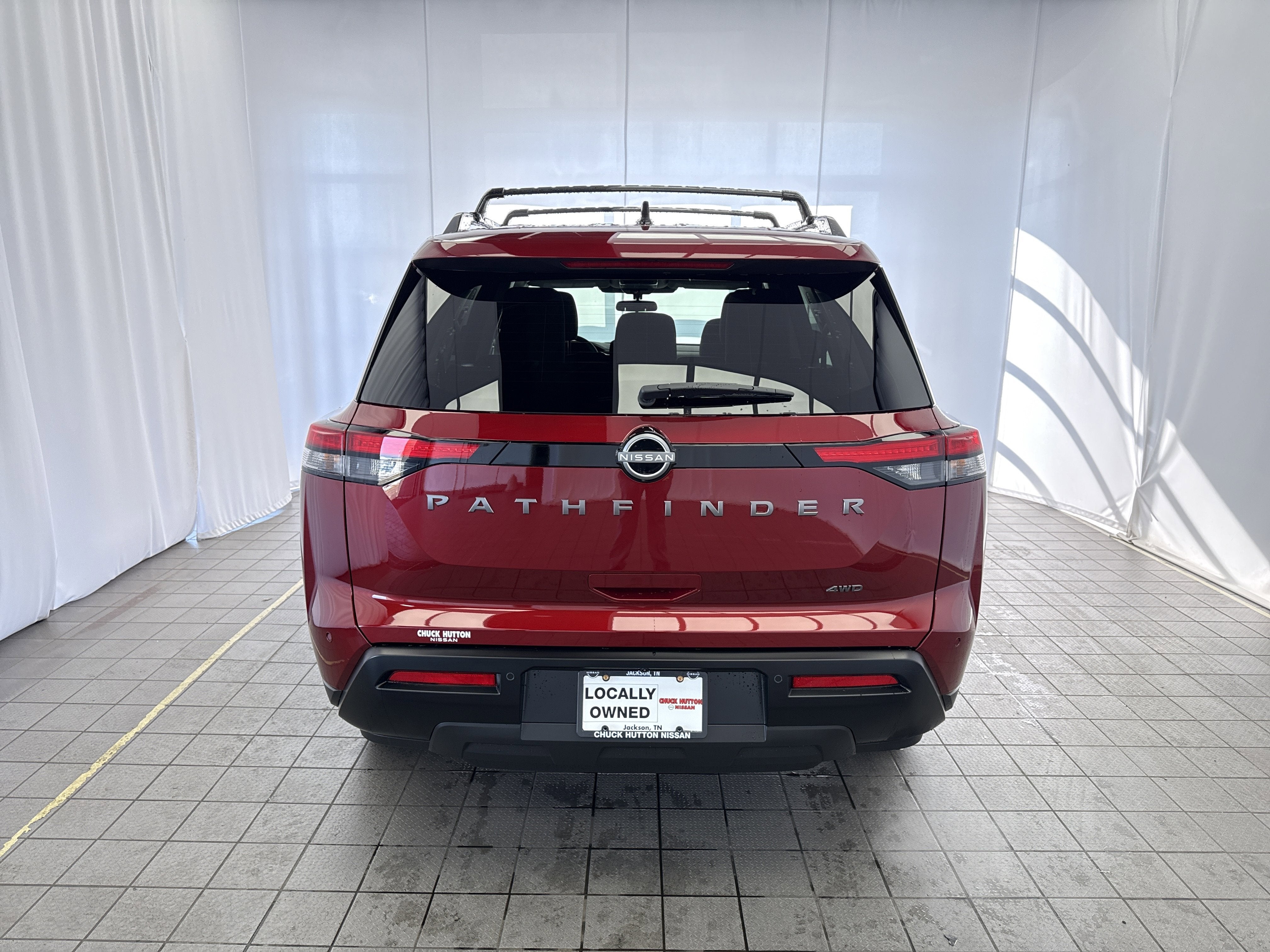 2026 Nissan Pathfinder SV