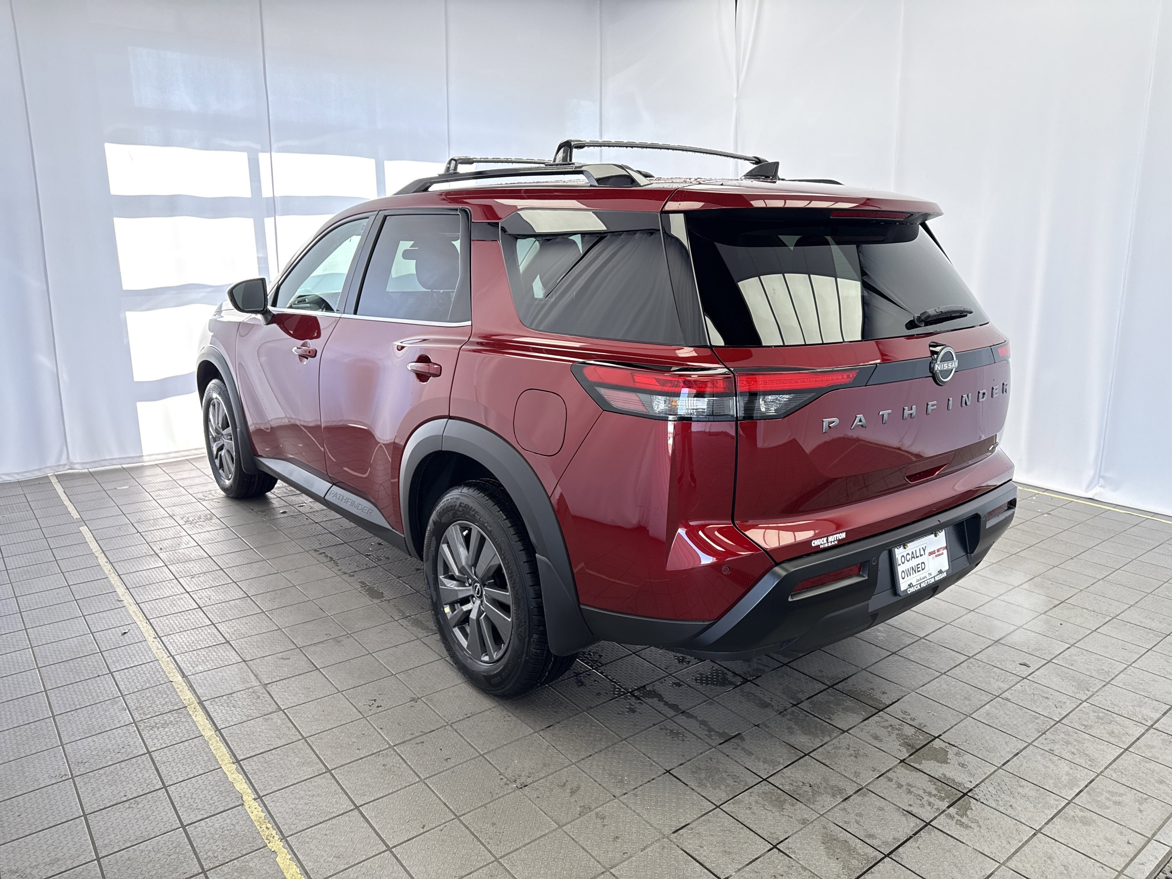 2026 Nissan Pathfinder SV