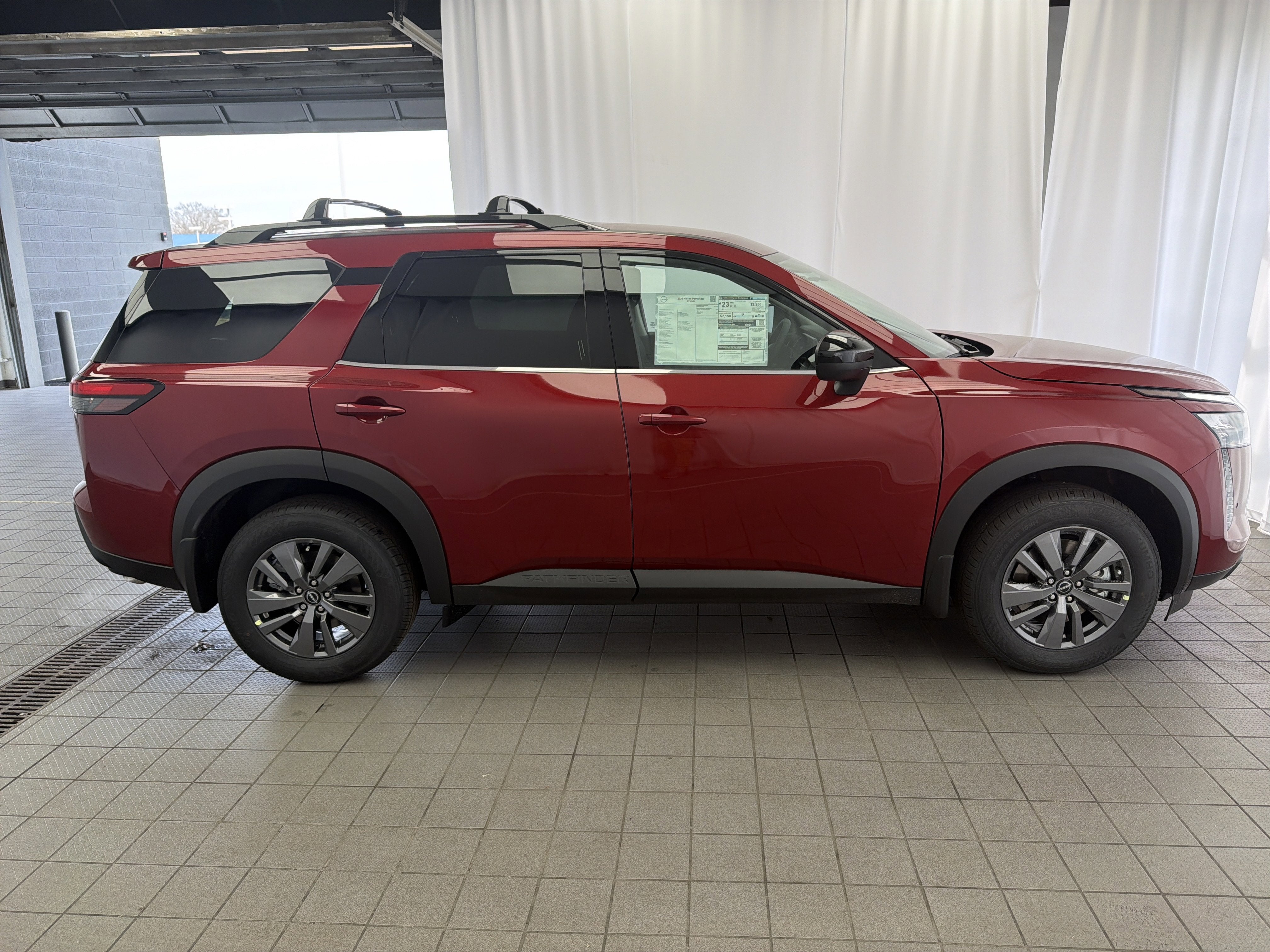 2026 Nissan Pathfinder SV