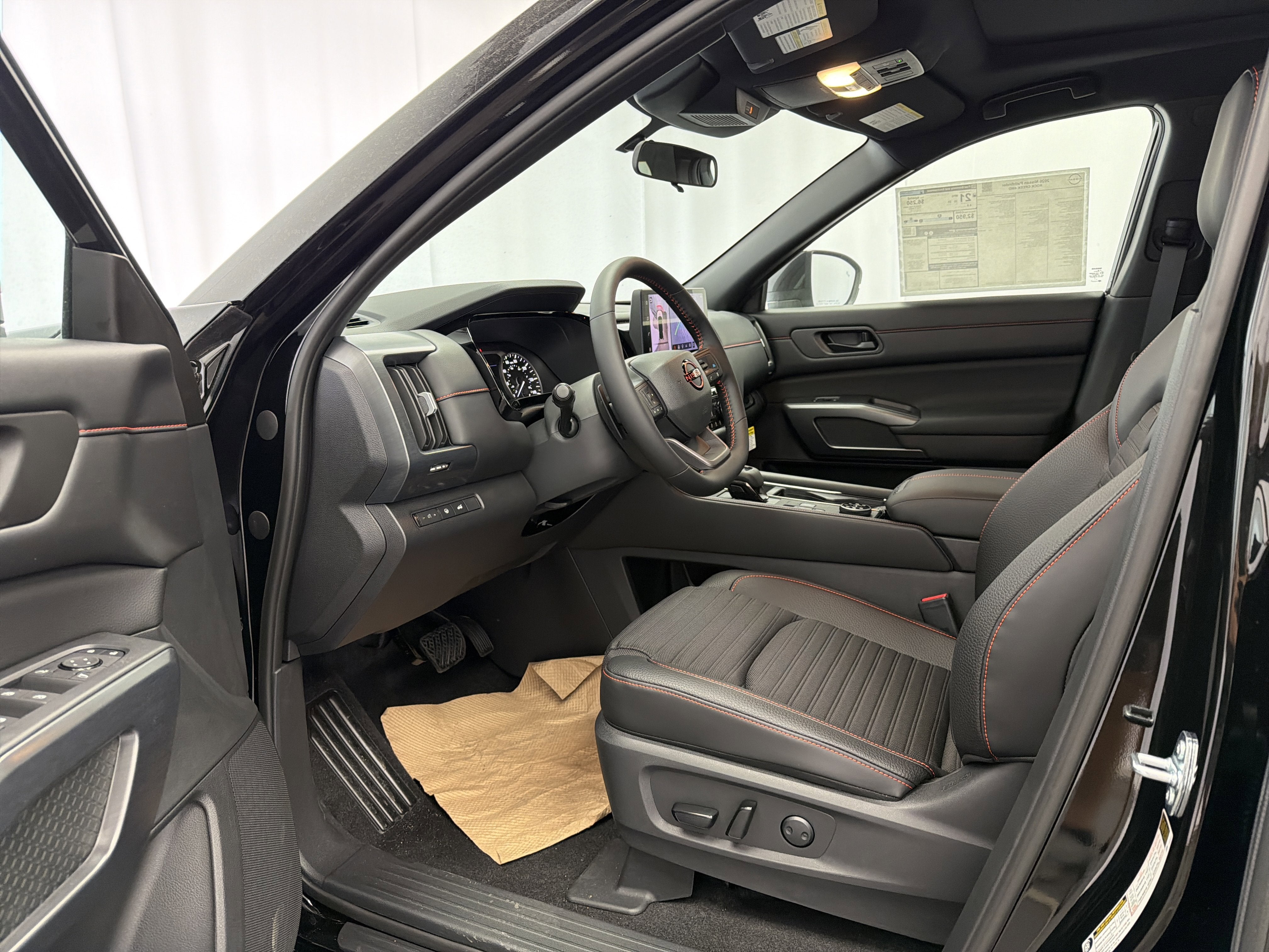 2026 Nissan Pathfinder Rock Creek®