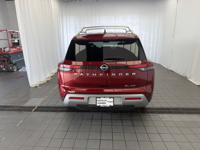 2023 Nissan Pathfinder SL