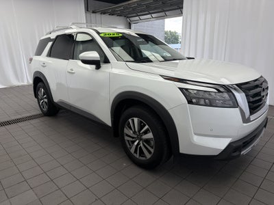 2025 Nissan Pathfinder SL