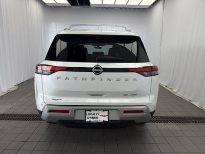 2025 Nissan Pathfinder SL