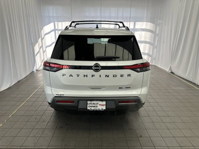 2026 Nissan Pathfinder SL