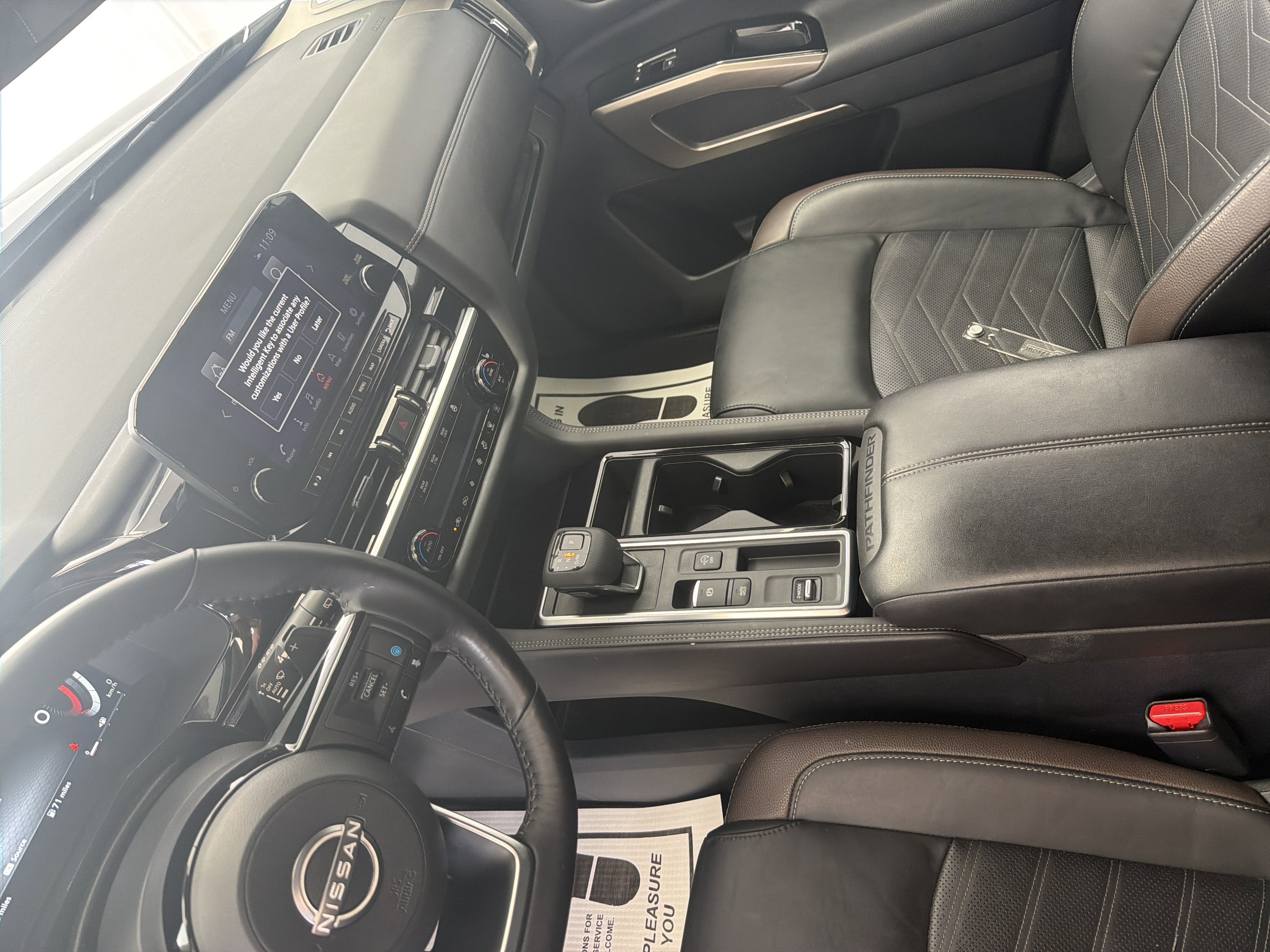 2024 Nissan Pathfinder Platinum