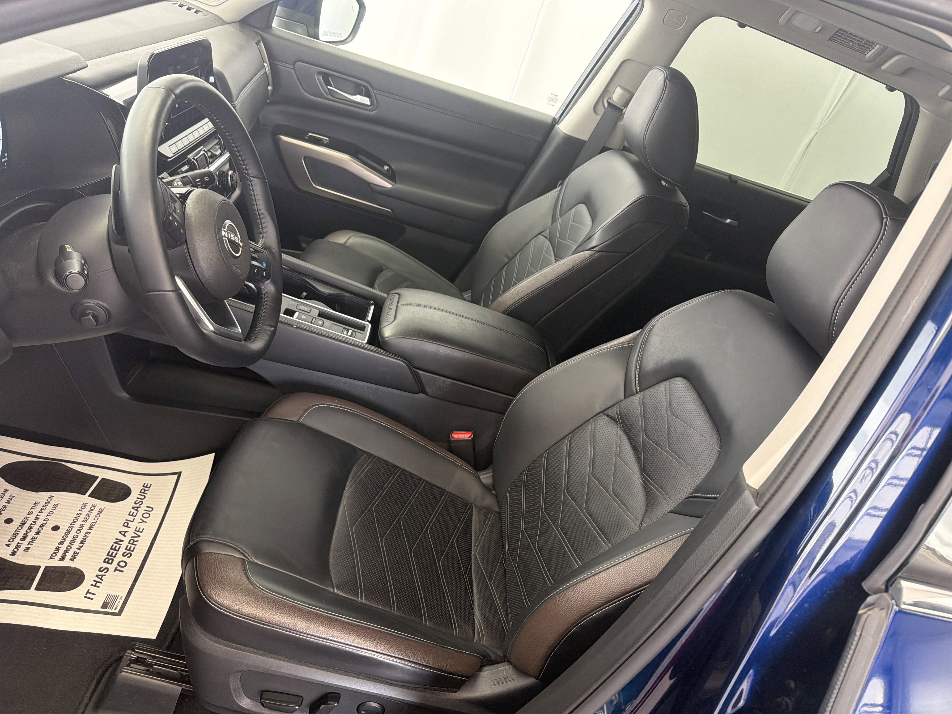 2024 Nissan Pathfinder Platinum