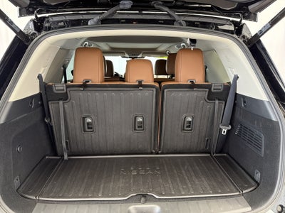 2025 Nissan Pathfinder Platinum